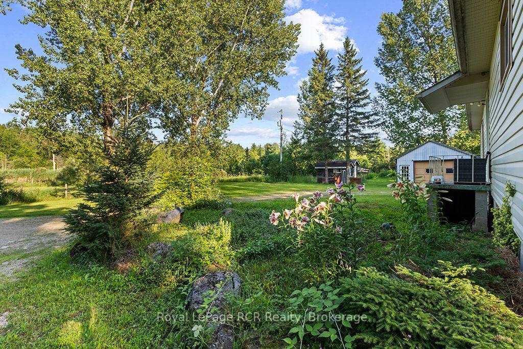 Photo 30 of 495376 Veterans Road S, Chatsworth — HOMEH