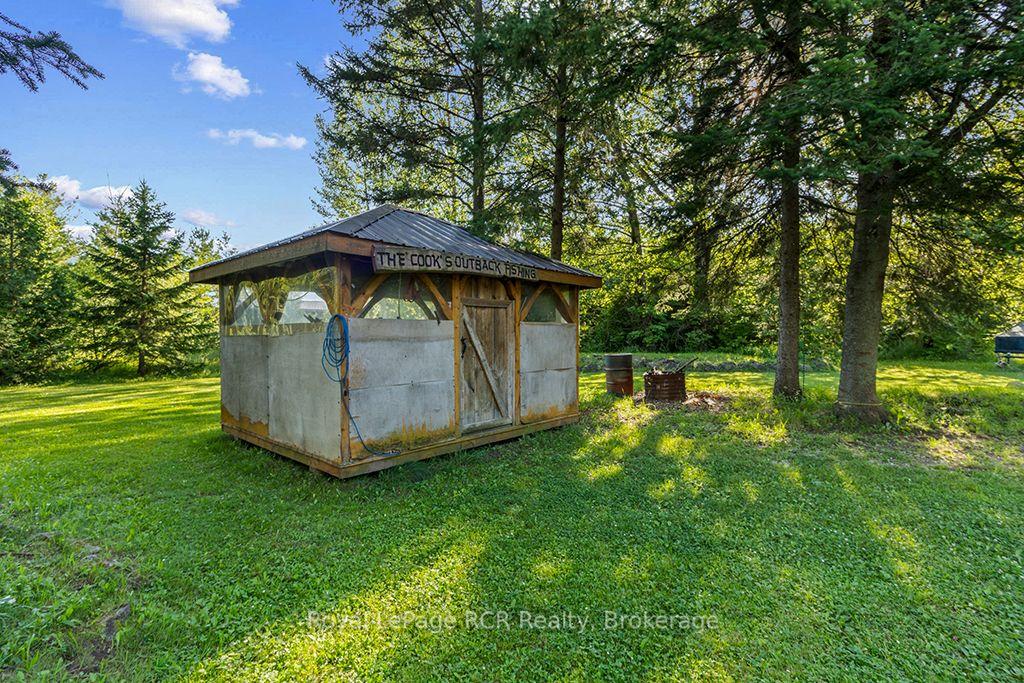 Photo 31 of 495376 Veterans Road S, Chatsworth — HOMEH