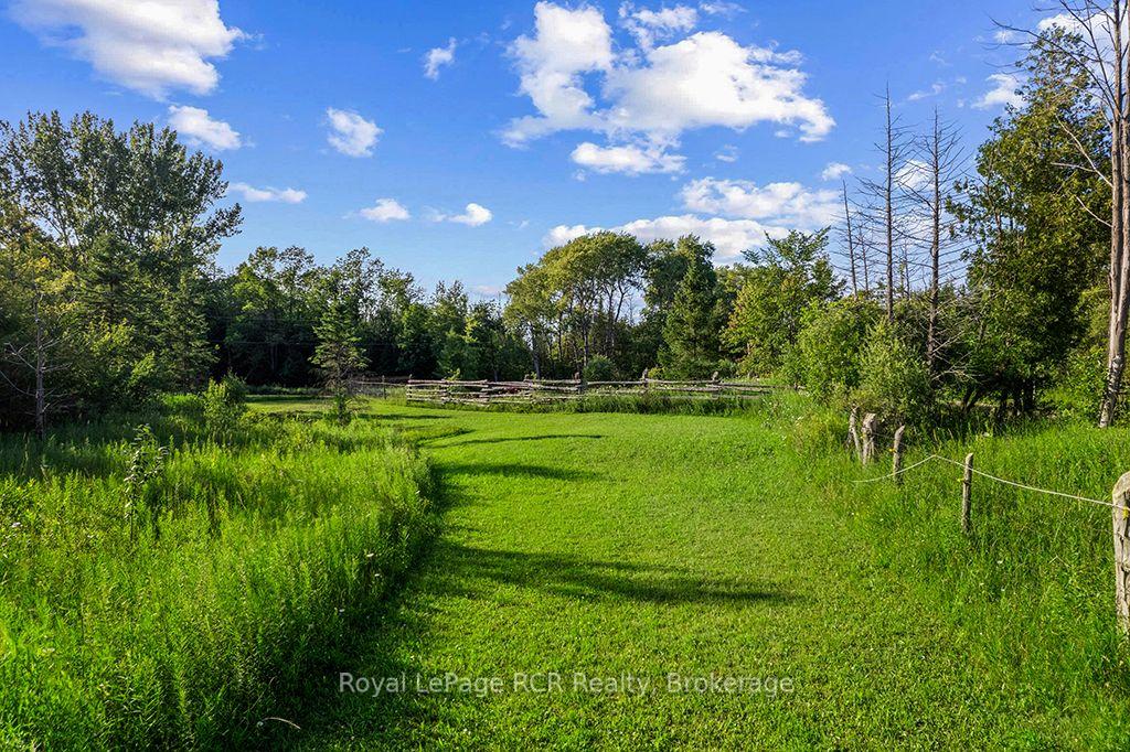 Photo 34 of 495376 Veterans Road S, Chatsworth — HOMEH