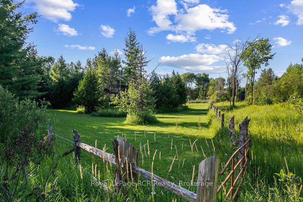 Photo 39 of 495376 Veterans Road S, Chatsworth — HOMEH