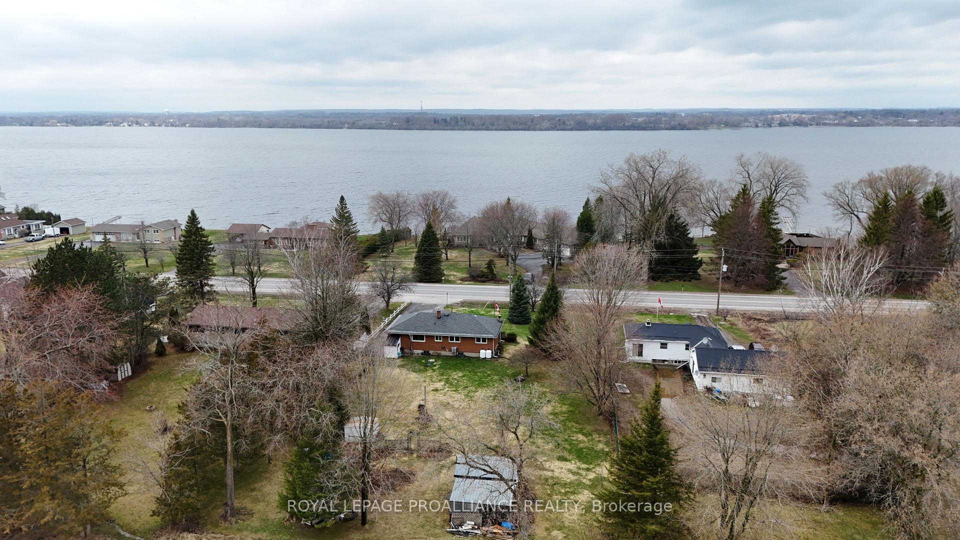 Photo 7 of 471 County Road 3, Prince Edward County, Ameliasburg Ward — HOMEH