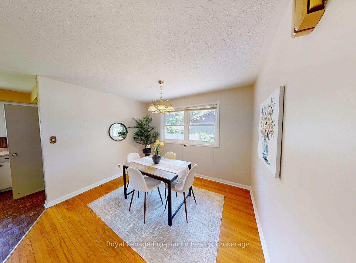 Photo 12 of 471 County Road 3, Prince Edward County, Ameliasburg Ward — HOMEH