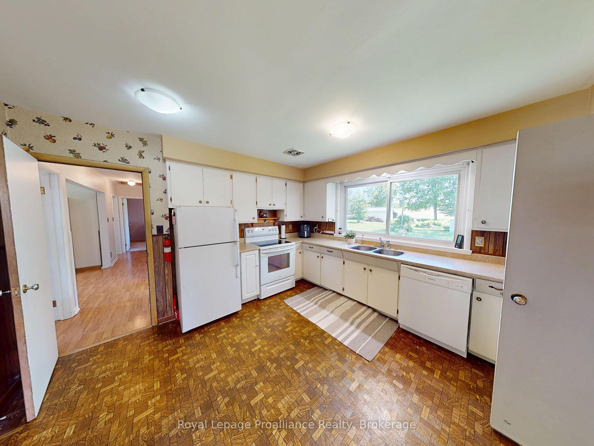 Photo 14 of 471 County Road 3, Prince Edward County, Ameliasburg Ward — HOMEH