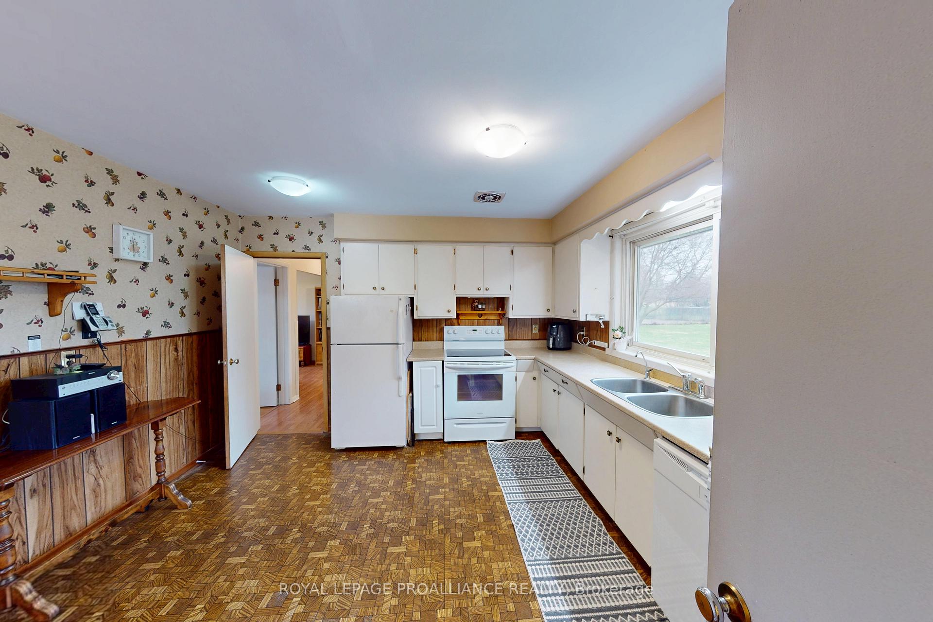 Photo 15 of 471 County Road 3, Prince Edward County, Ameliasburg Ward — HOMEH