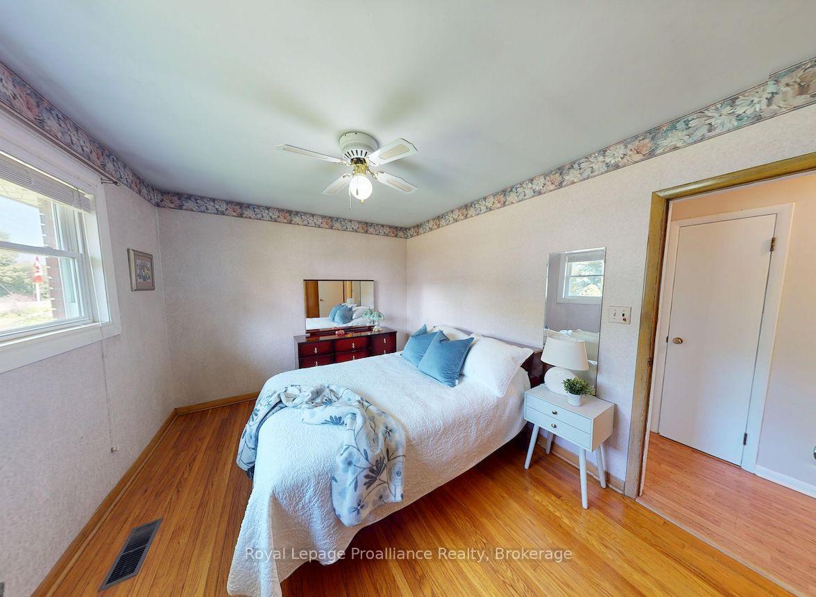 Photo 21 of 471 County Road 3, Prince Edward County, Ameliasburg Ward — HOMEH