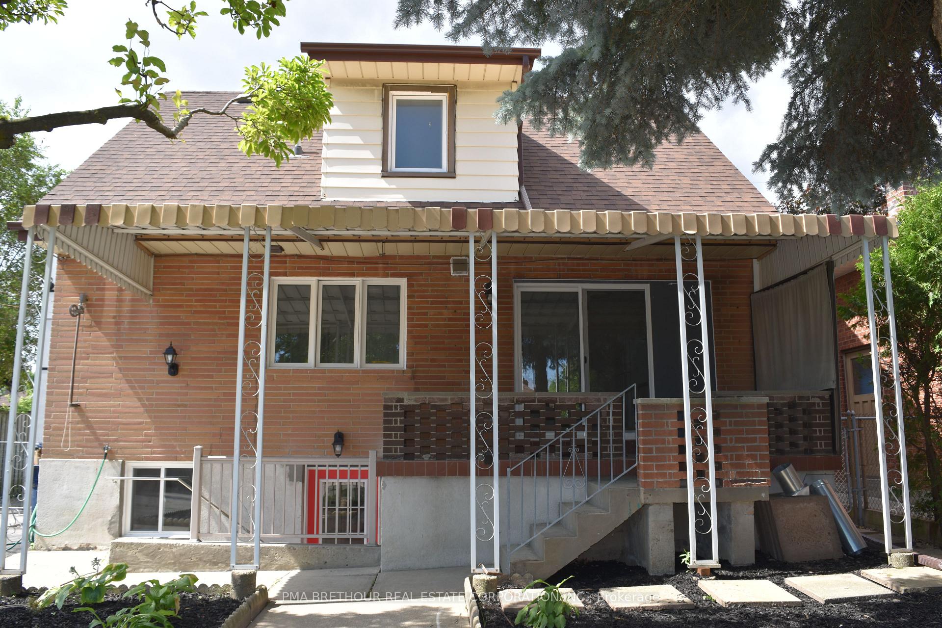 Photo 6 of 67 Cartwright Avenue, North York, Yorkdale-Glen Park — HOMEH