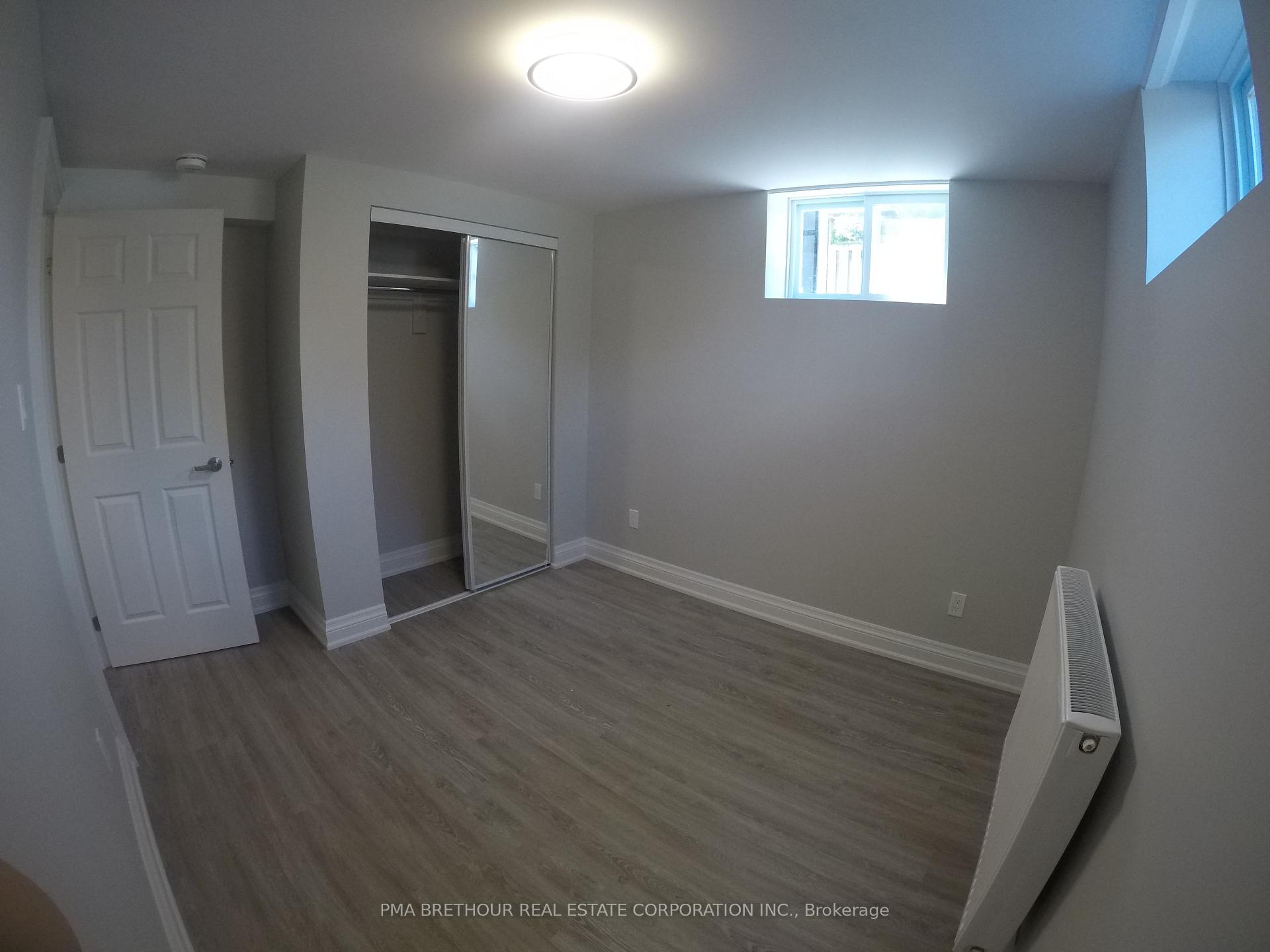 Photo 10 of 67 Cartwright Avenue, North York, Yorkdale-Glen Park — HOMEH