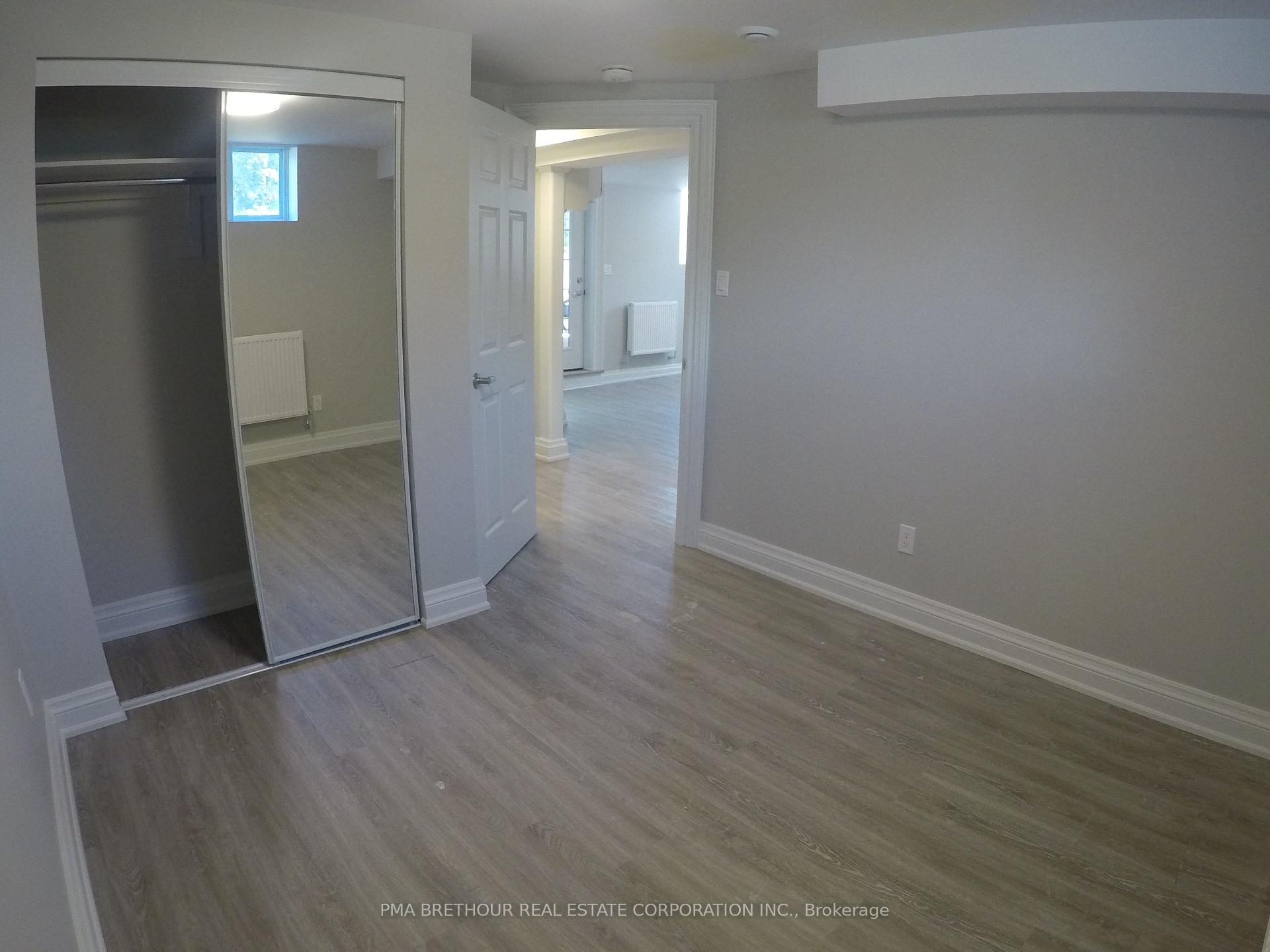 Photo 12 of 67 Cartwright Avenue, North York, Yorkdale-Glen Park — HOMEH