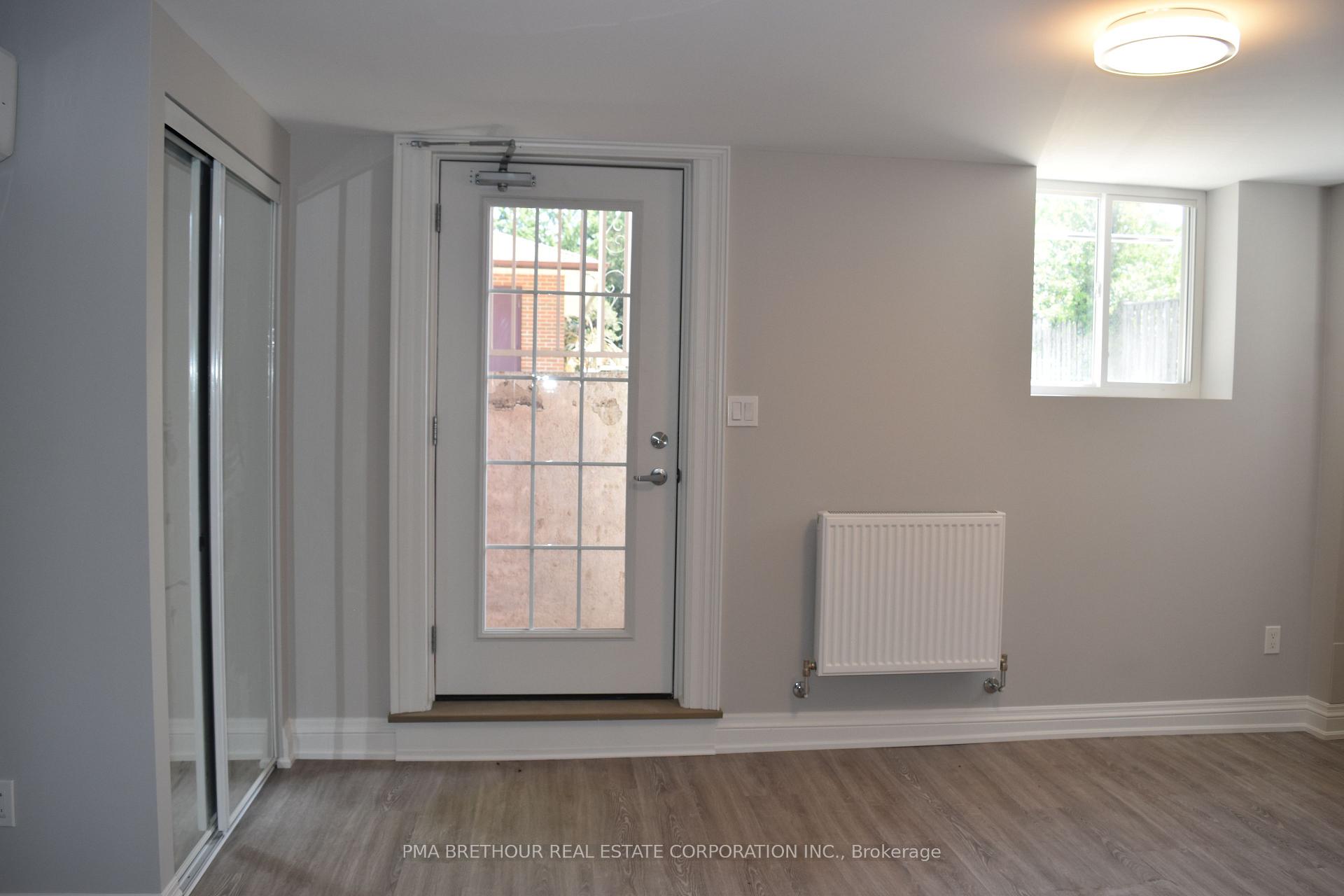 Photo 15 of 67 Cartwright Avenue, North York, Yorkdale-Glen Park — HOMEH