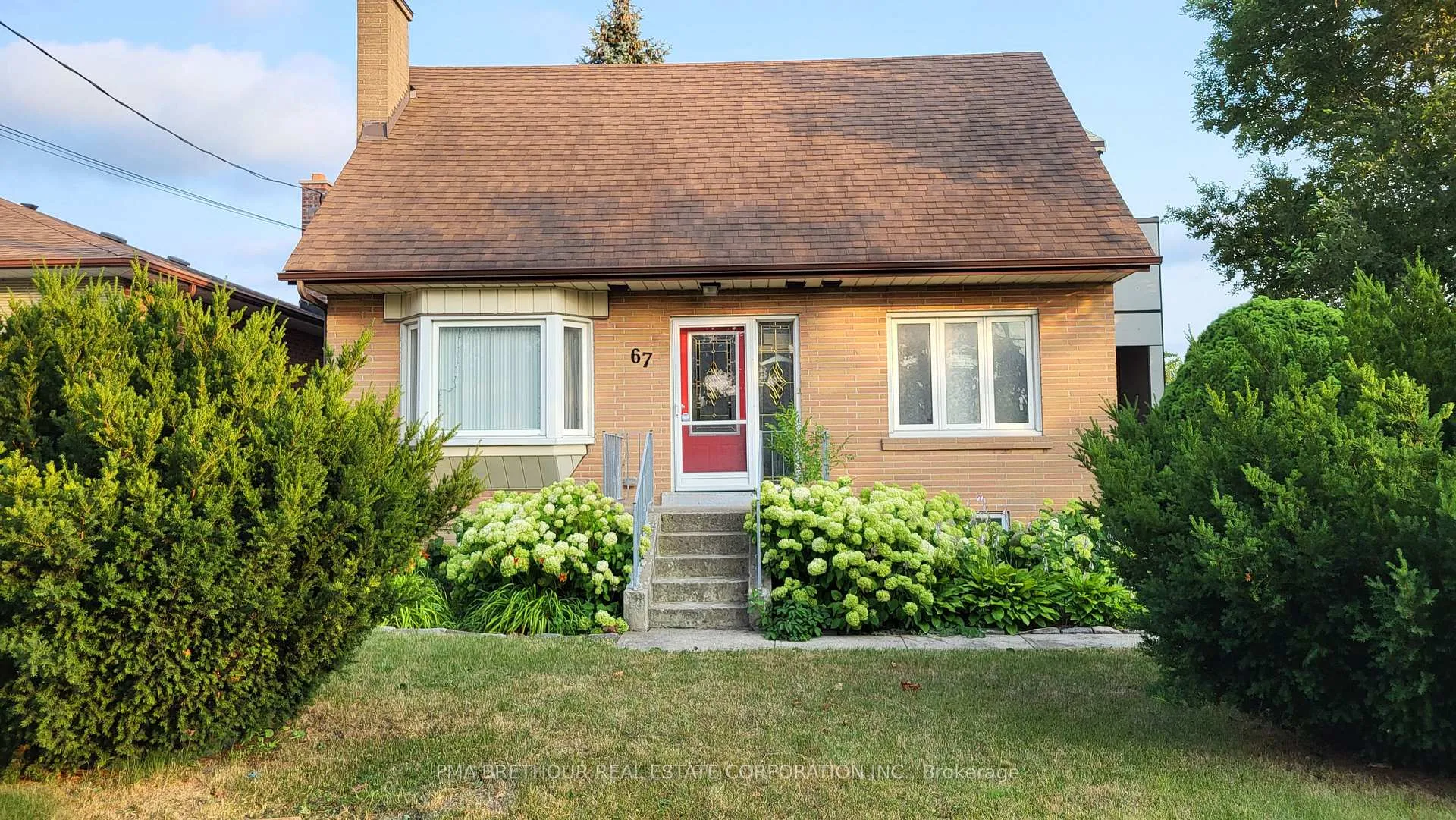 Photo 19 of 67 Cartwright Avenue, North York, Yorkdale-Glen Park — HOMEH