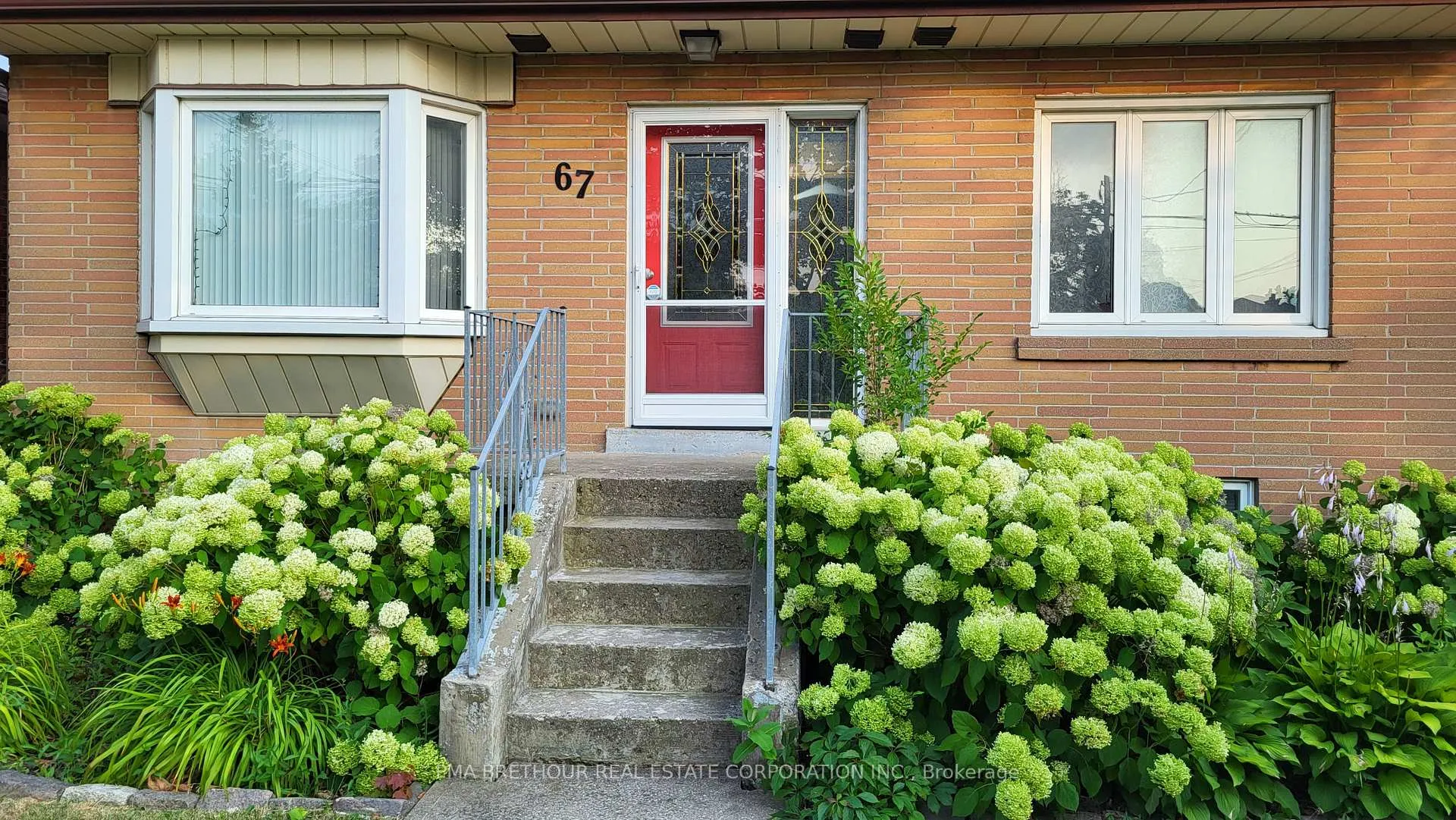 Photo 17 of 67 Cartwright Avenue, North York, Yorkdale-Glen Park — HOMEH