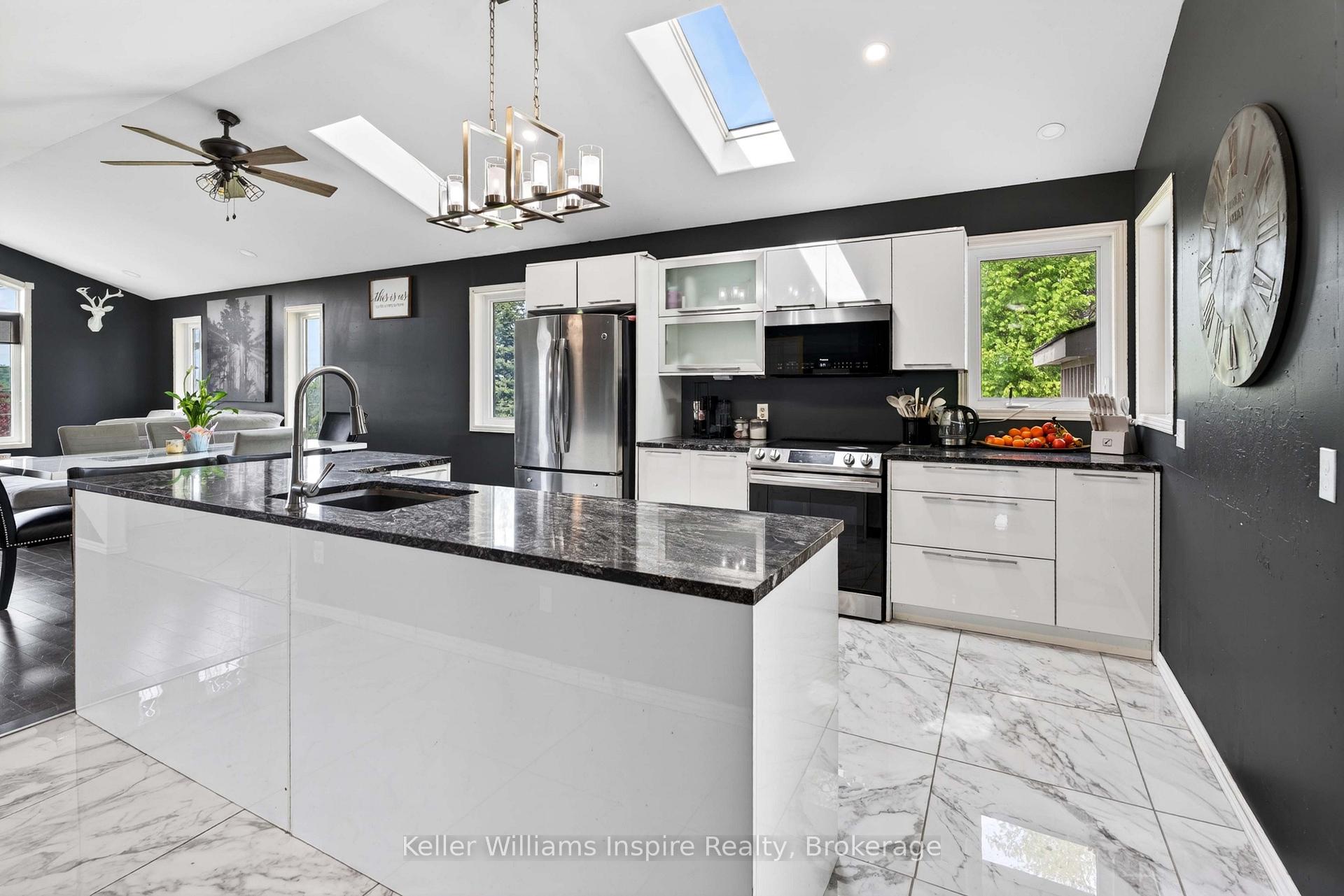 Photo 18 of 849 Oak Lake Road, Quinte West, Sidney Ward — HOMEH