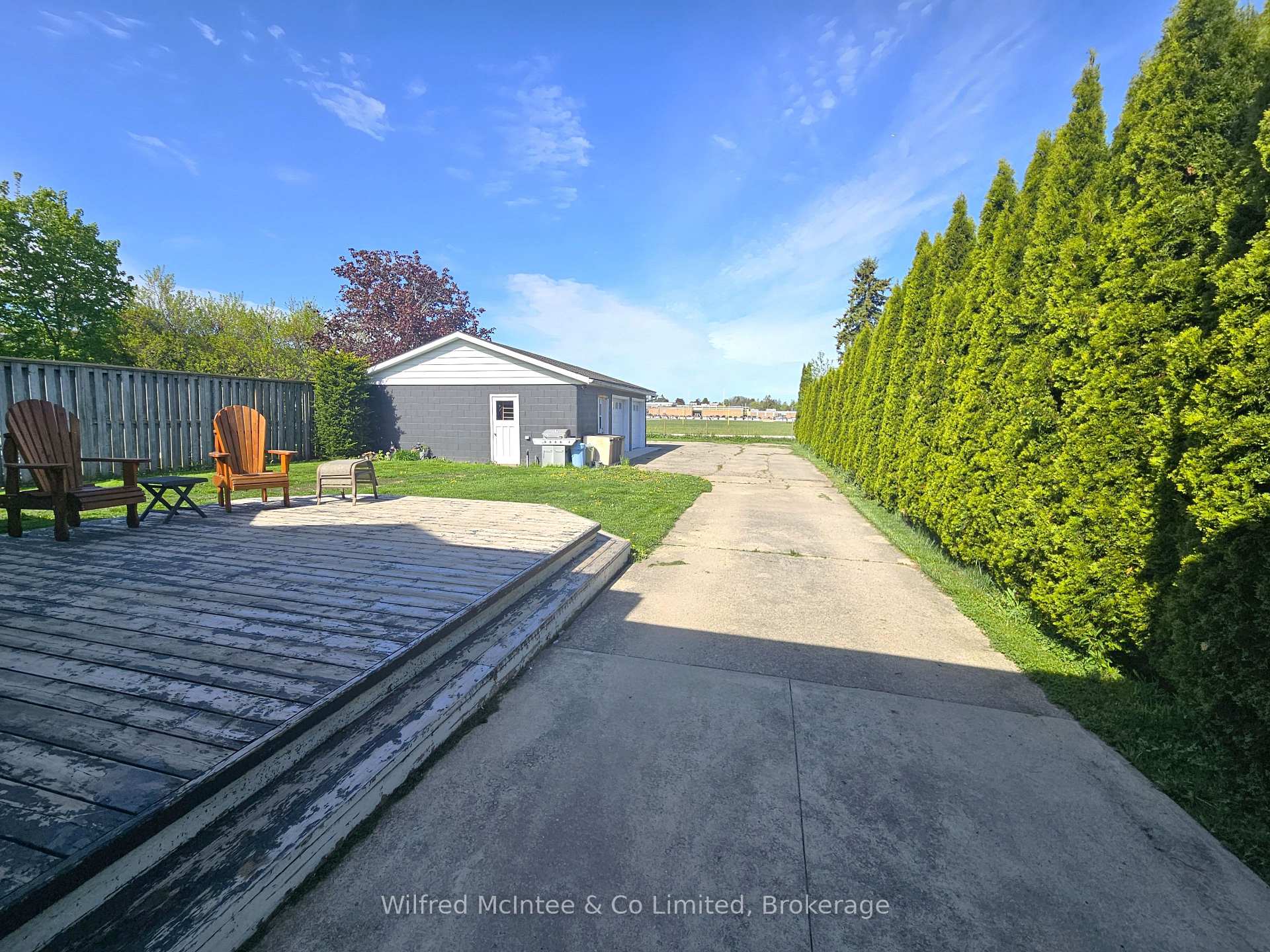 Photo 3 of 958 6TH Avenue W, Owen Sound — HOMEH
