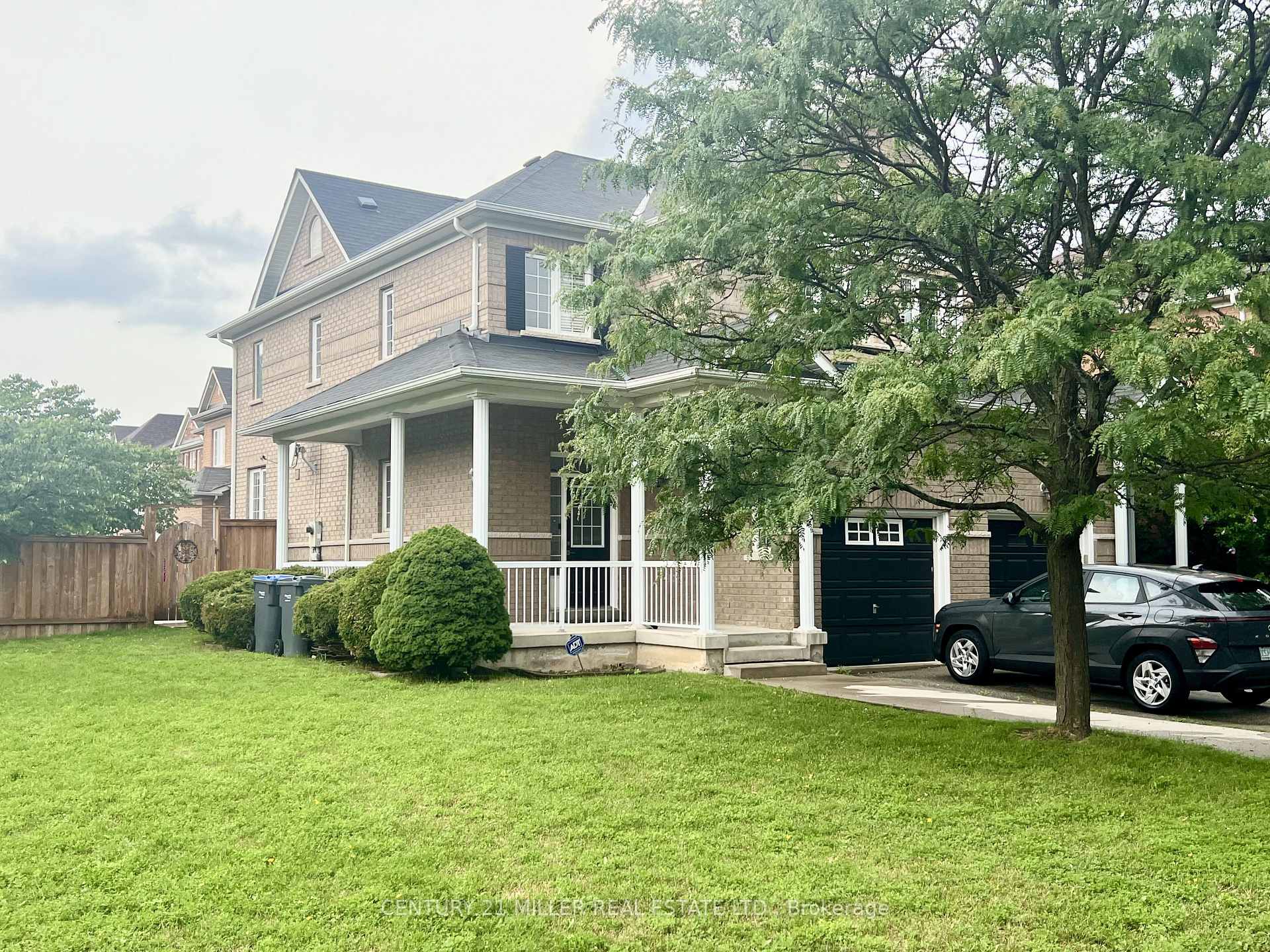 Photo 2 of 5214 Preservation Circle, Mississauga, Churchill Meadows — HOMEH