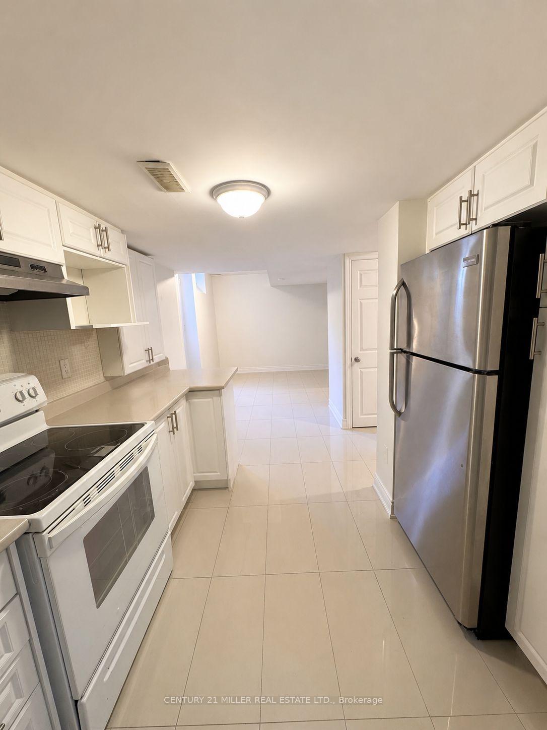 Photo 9 of 5214 Preservation Circle, Mississauga, Churchill Meadows — HOMEH