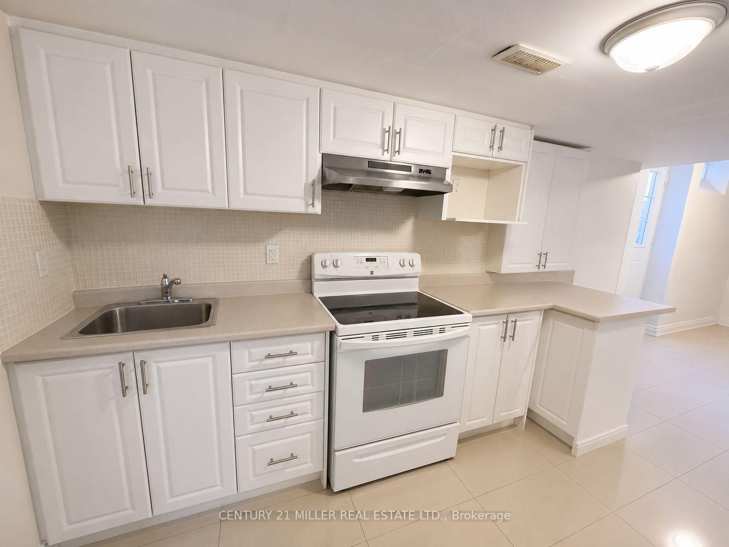 Photo 10 of 5214 Preservation Circle, Mississauga, Churchill Meadows — HOMEH