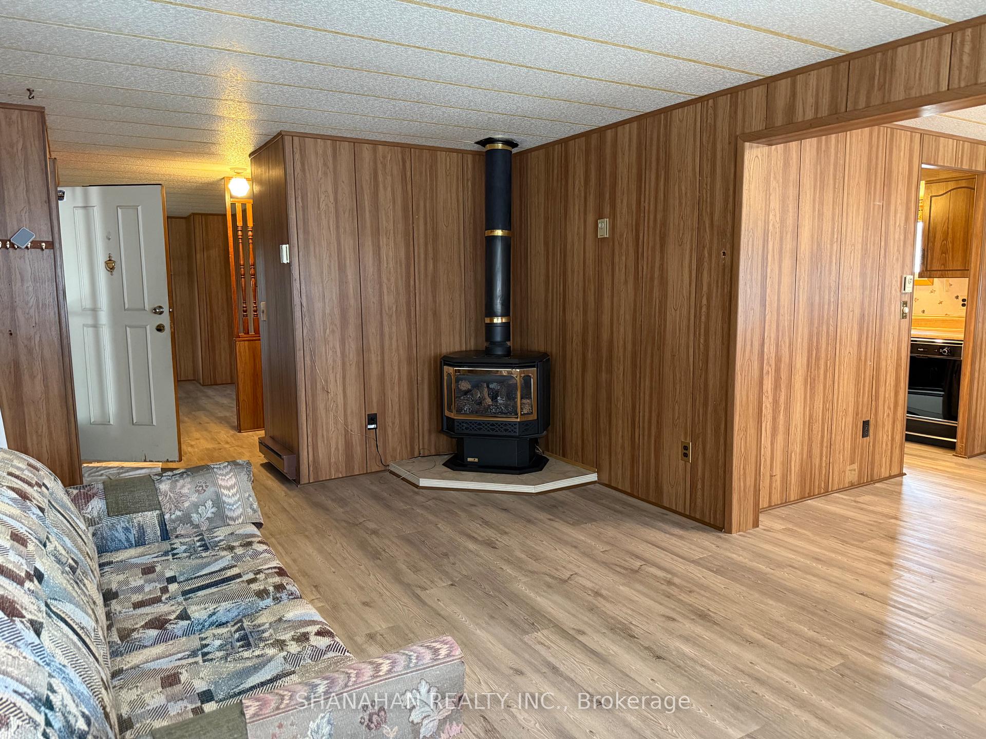 Photo 9 of 10 Velma Street, Strathroy-Caradoc, Rural Strathroy-Caradoc — HOMEH