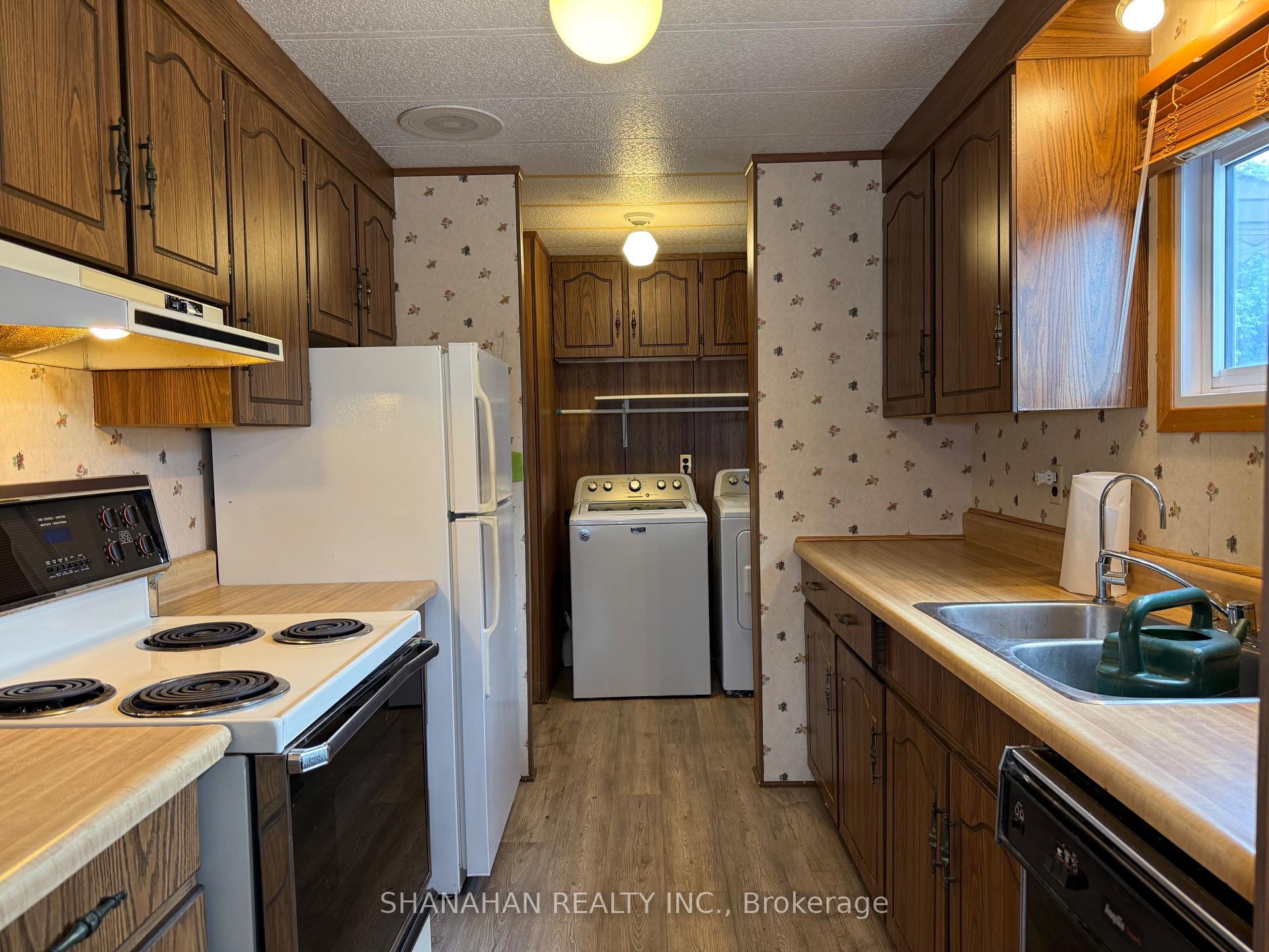 Photo 13 of 10 Velma Street, Strathroy-Caradoc, Rural Strathroy-Caradoc — HOMEH