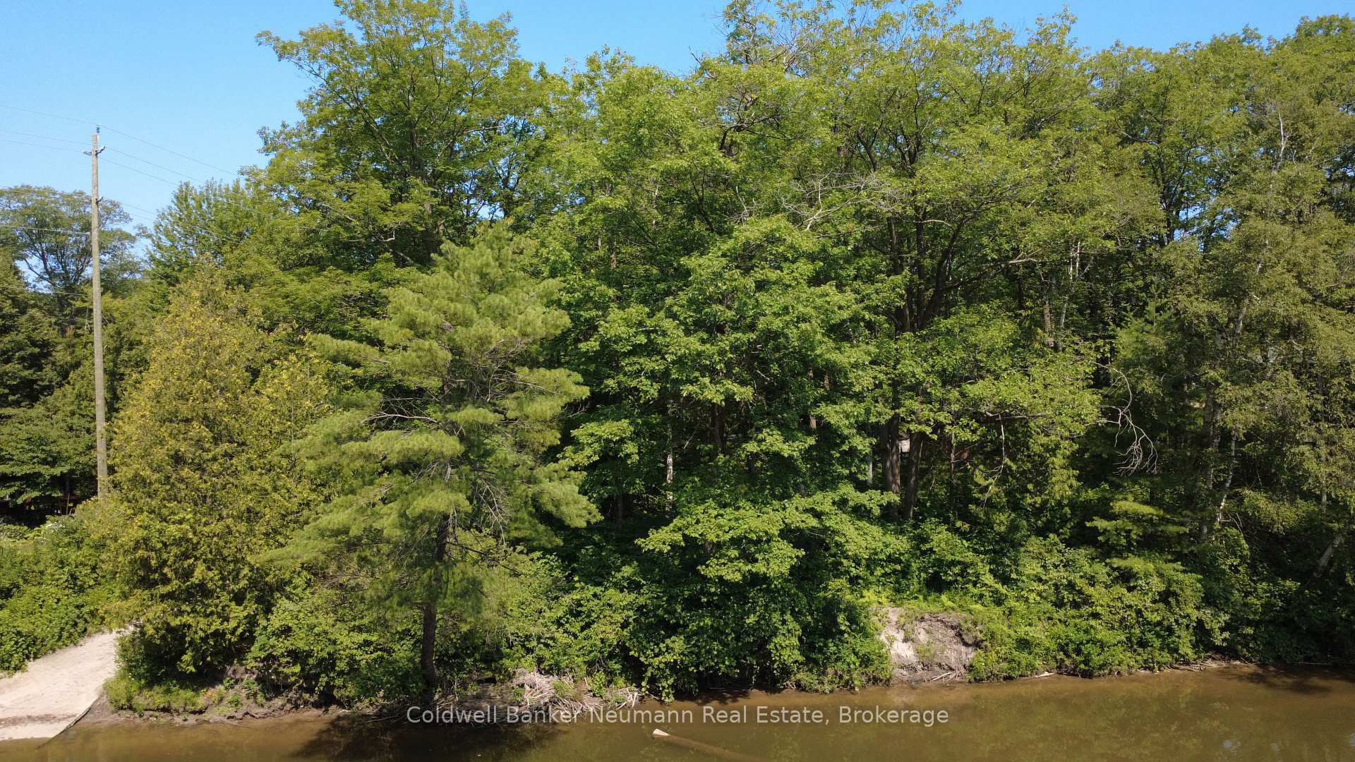 Photo 9 of 808 Oxbow Park Drive, Wasaga Beach — HOMEH