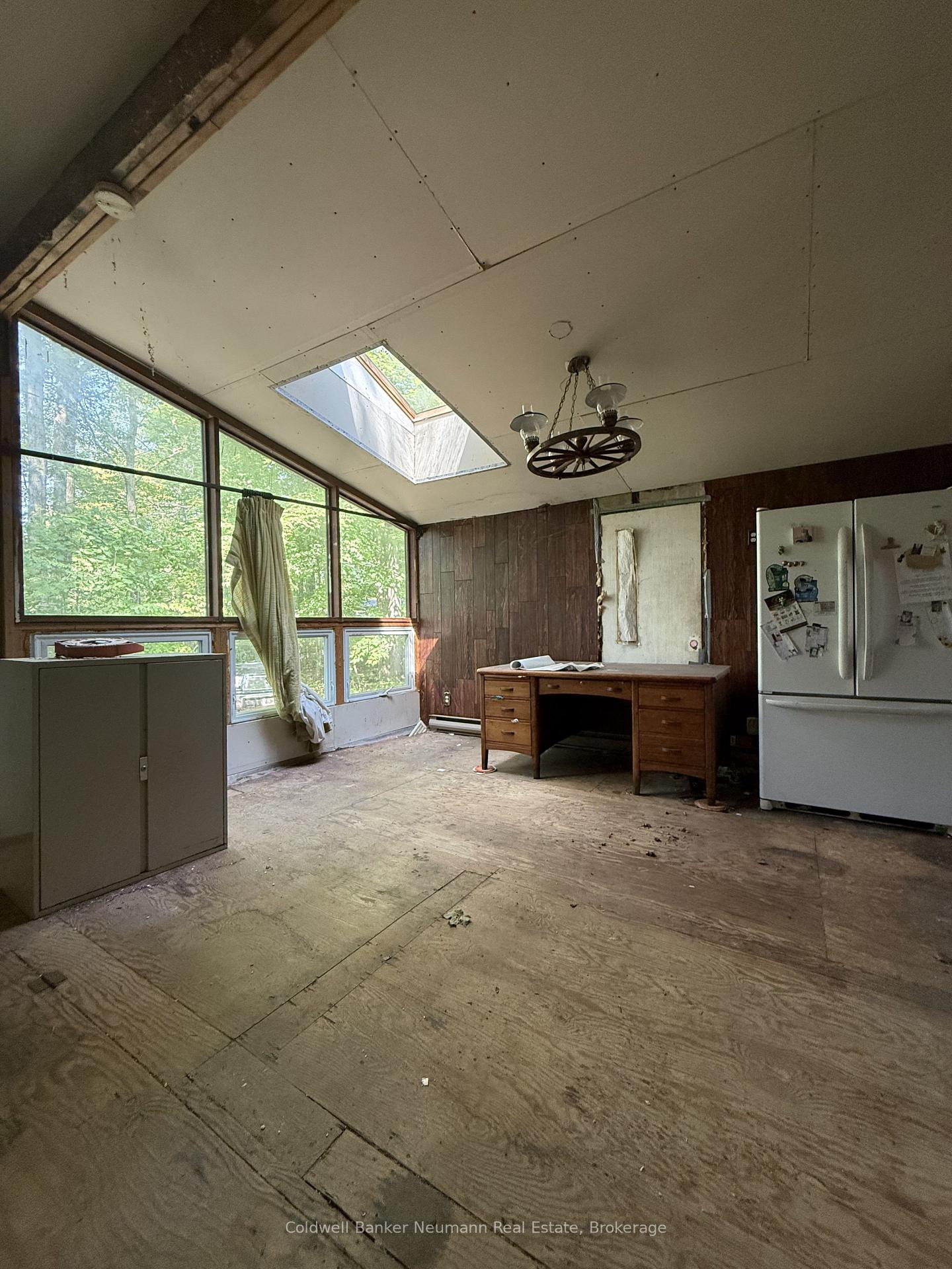 Photo 14 of 808 Oxbow Park Drive, Wasaga Beach — HOMEH