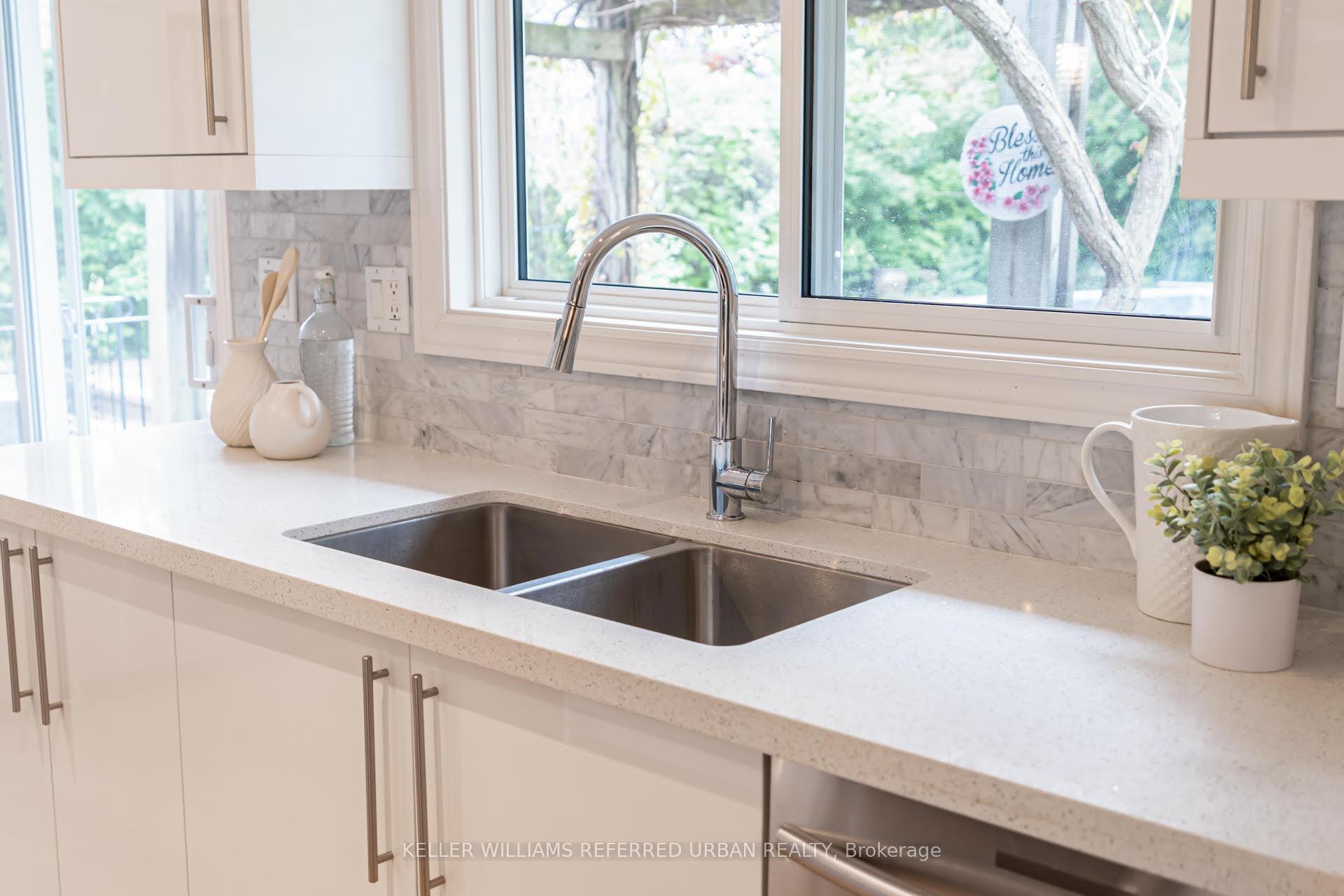 Photo 15 of 5171 Mulberry Drive, Burlington, Appleby — HOMEH