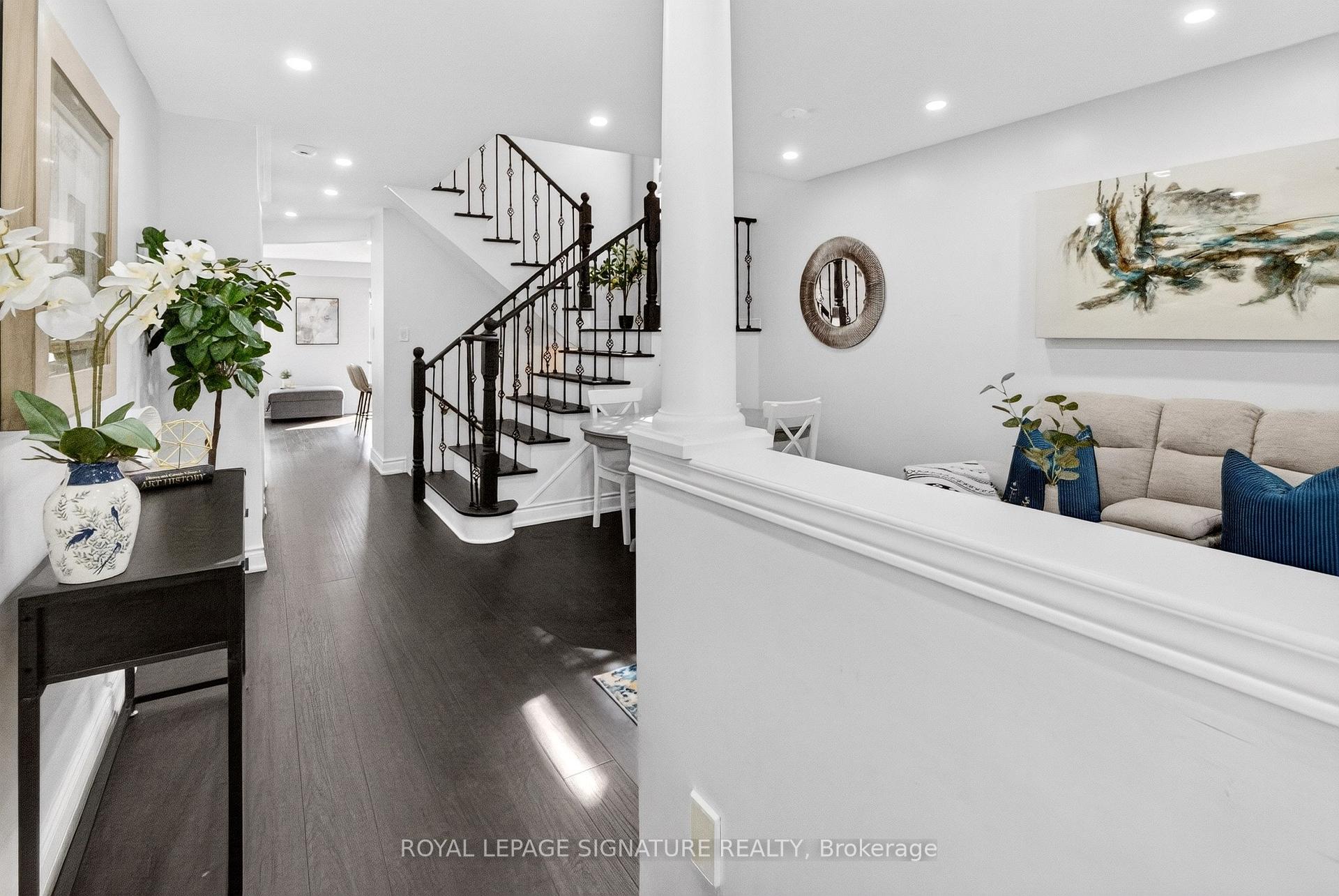Photo 4 of 5910 Manzanillo Crescent, Mississauga, Churchill Meadows — HOMEH