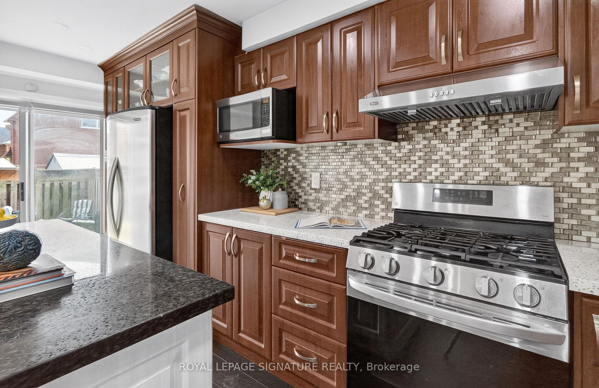 Photo 16 of 5910 Manzanillo Crescent, Mississauga, Churchill Meadows — HOMEH