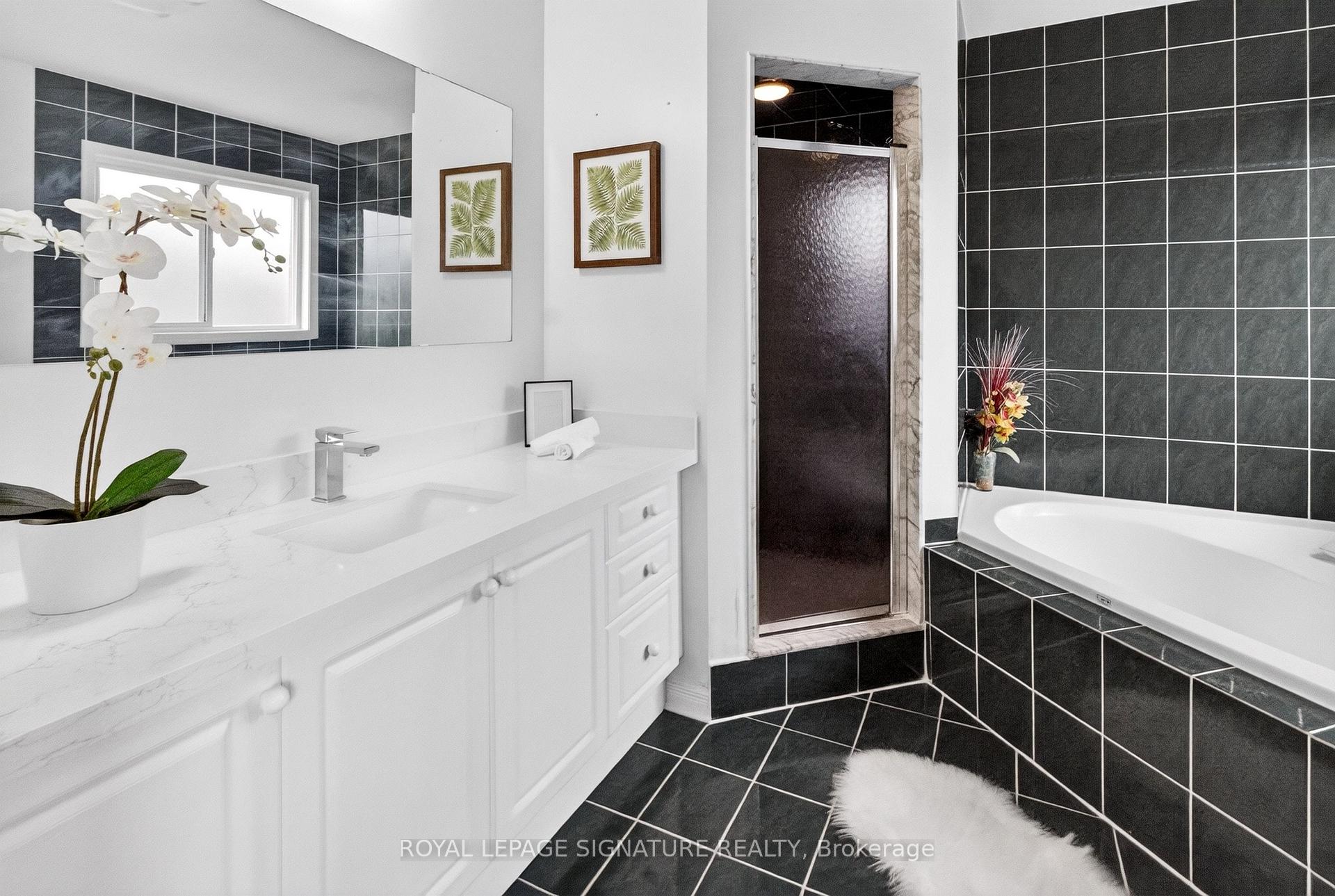 Photo 31 of 5910 Manzanillo Crescent, Mississauga, Churchill Meadows — HOMEH
