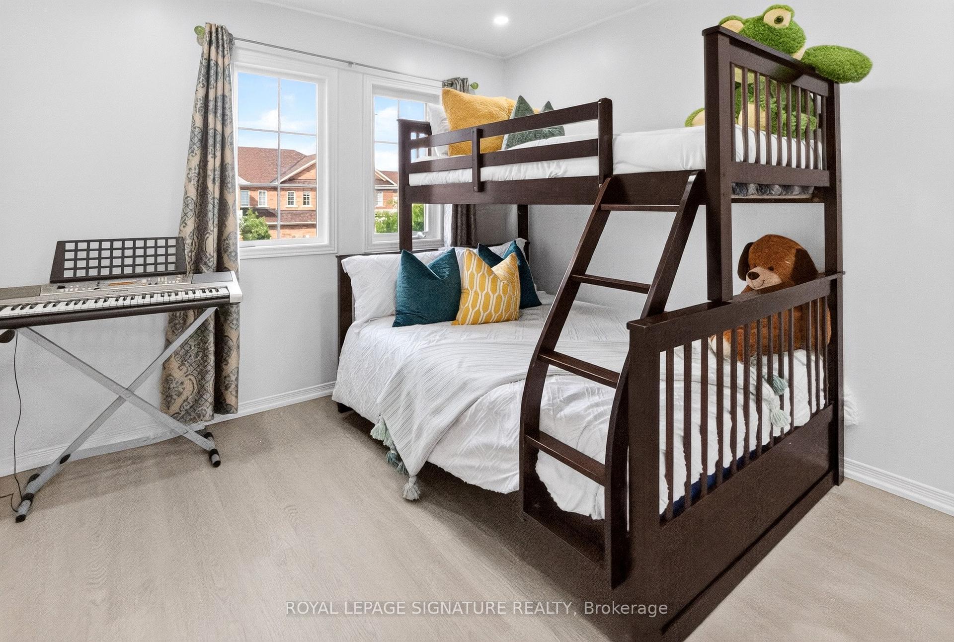 Photo 33 of 5910 Manzanillo Crescent, Mississauga, Churchill Meadows — HOMEH
