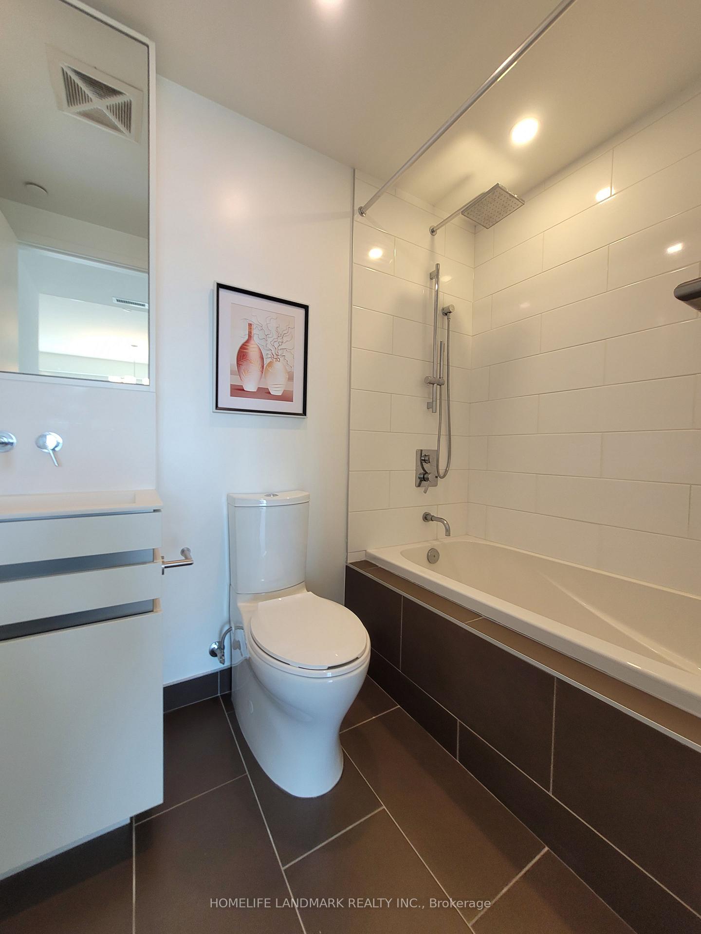 Photo 8 of Unit 5508, 197 Yonge Street, Toronto, Church-Yonge Corridor — HOMEH