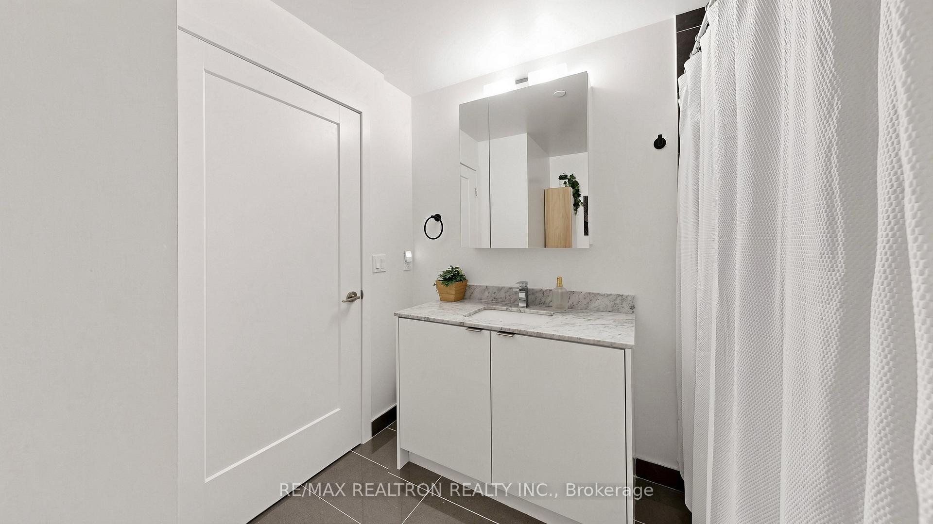 Photo 24 of Unit 216, 100 Eagle Rock Way, Vaughan, Rural Vaughan — HOMEH