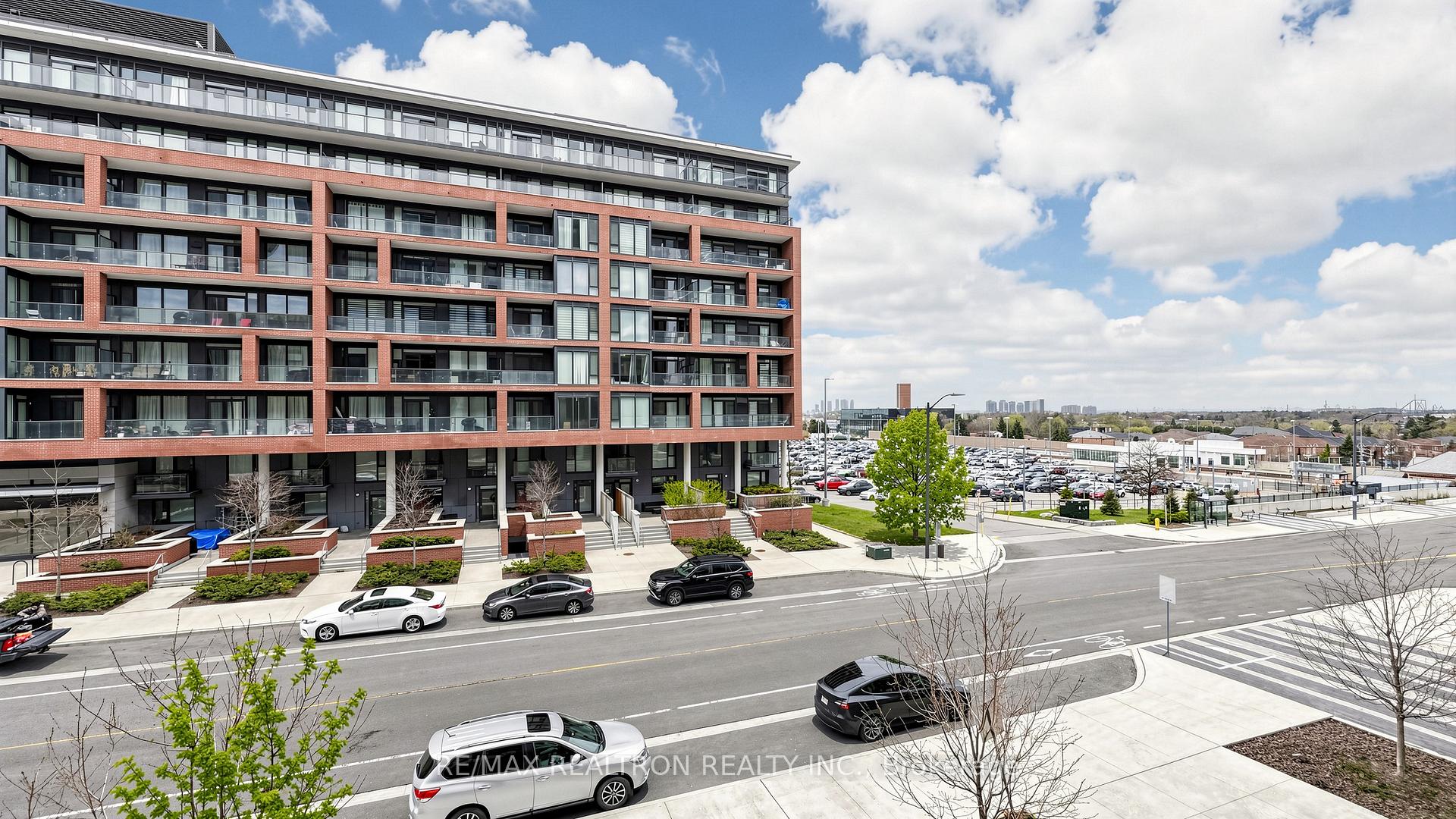 Photo 30 of Unit 216, 100 Eagle Rock Way, Vaughan, Rural Vaughan — HOMEH