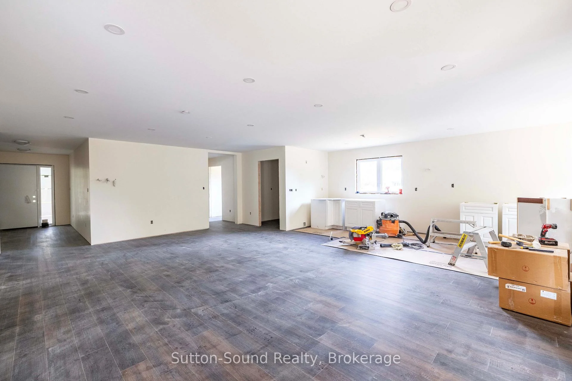 Photo 8 of 791 23rd Street W, Owen Sound — HOMEH