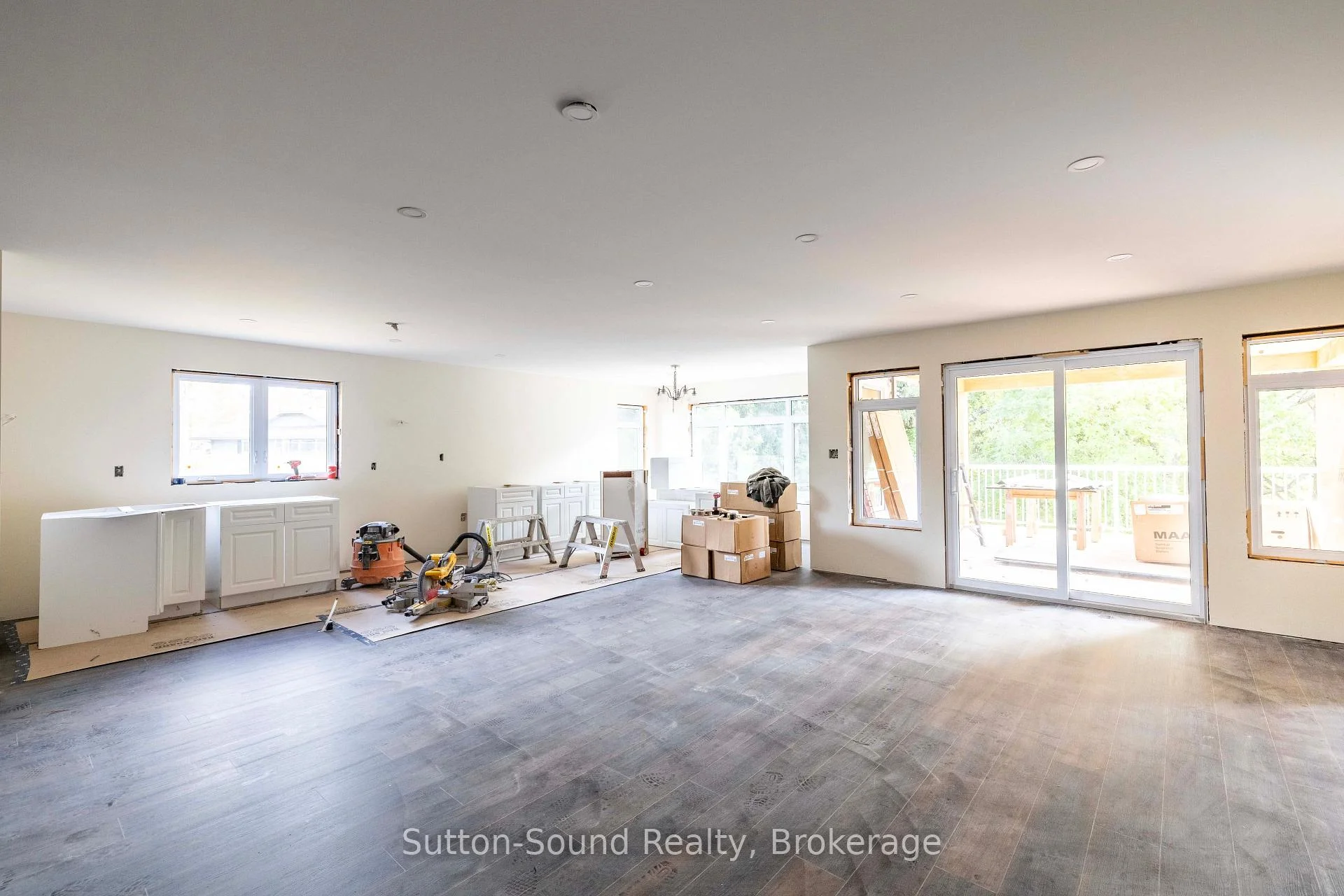 Photo 10 of 791 23rd Street W, Owen Sound — HOMEH