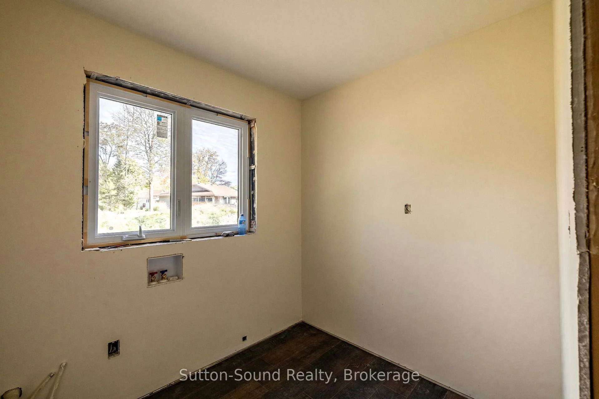 Photo 25 of 791 23rd Street W, Owen Sound — HOMEH