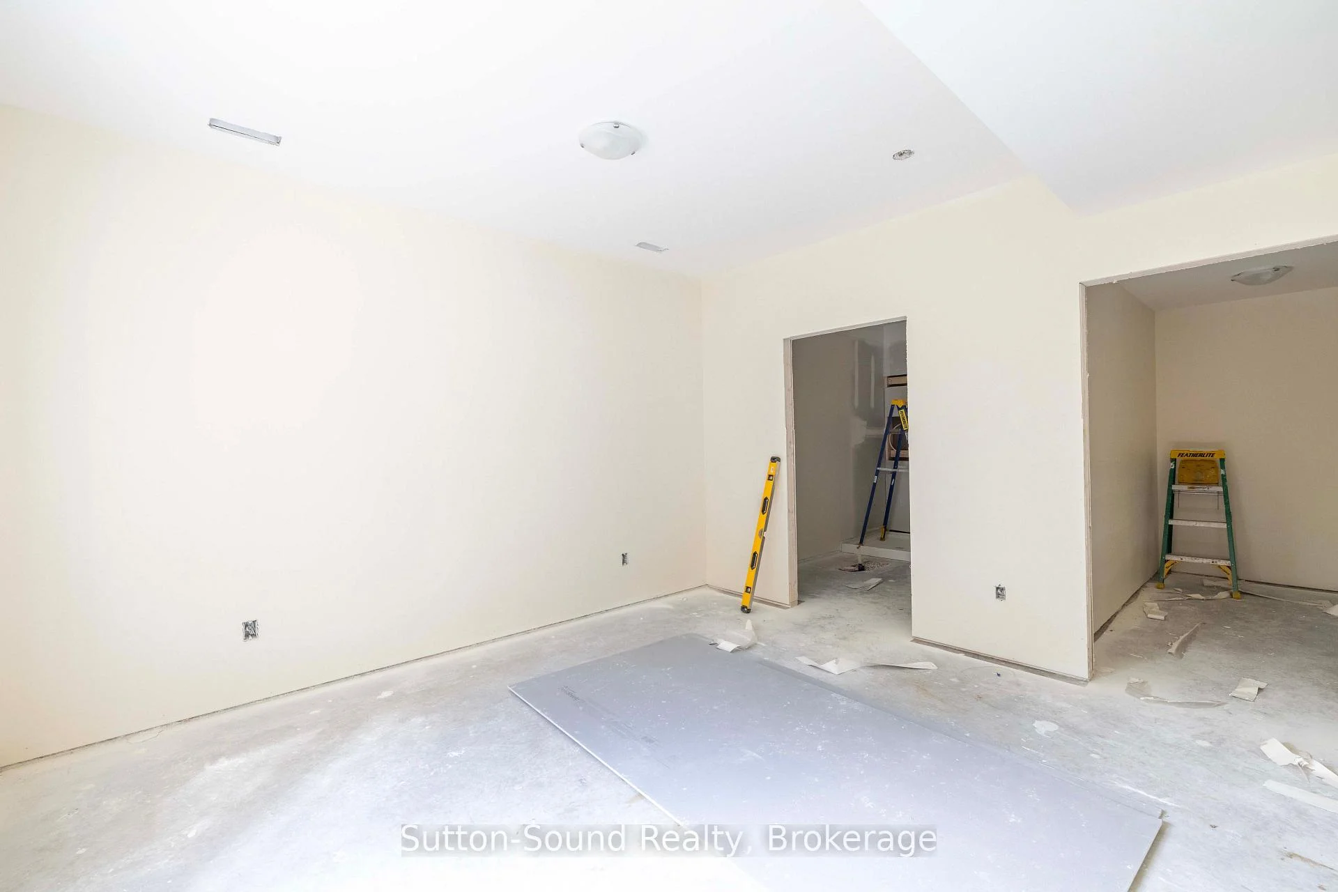 Photo 32 of 791 23rd Street W, Owen Sound — HOMEH