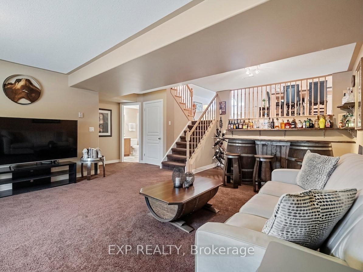 Photo 25 of 7090 Julie Drive, Niagara Falls, Forestview — HOMEH