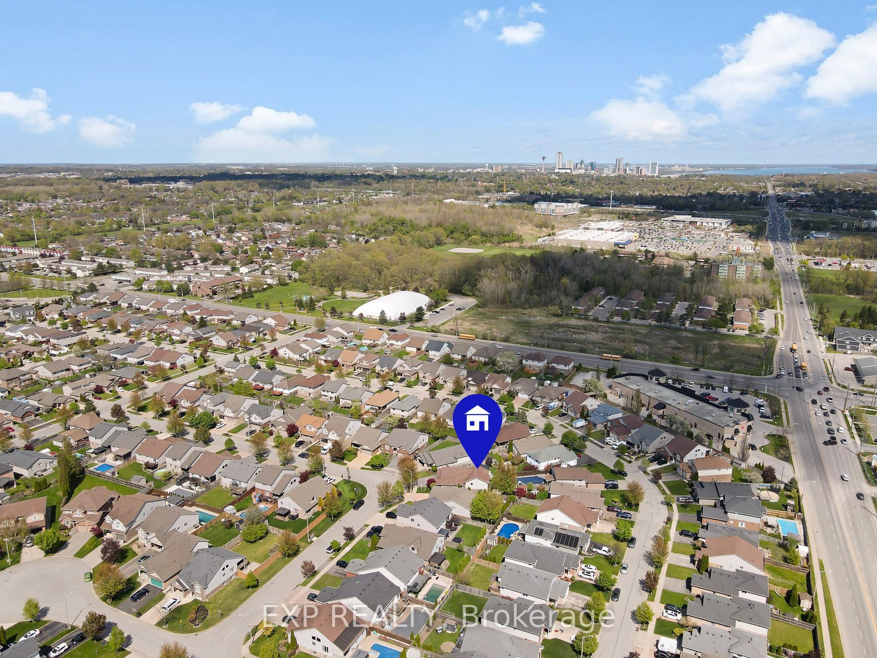 Photo 44 of 7090 Julie Drive, Niagara Falls, Forestview — HOMEH