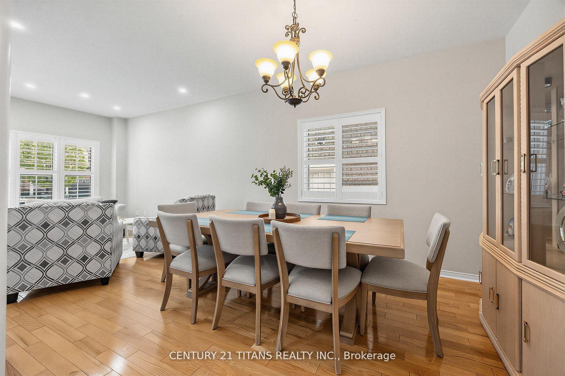 Photo 2 of 3865 Brinwood Gate, Mississauga, Churchill Meadows — HOMEH