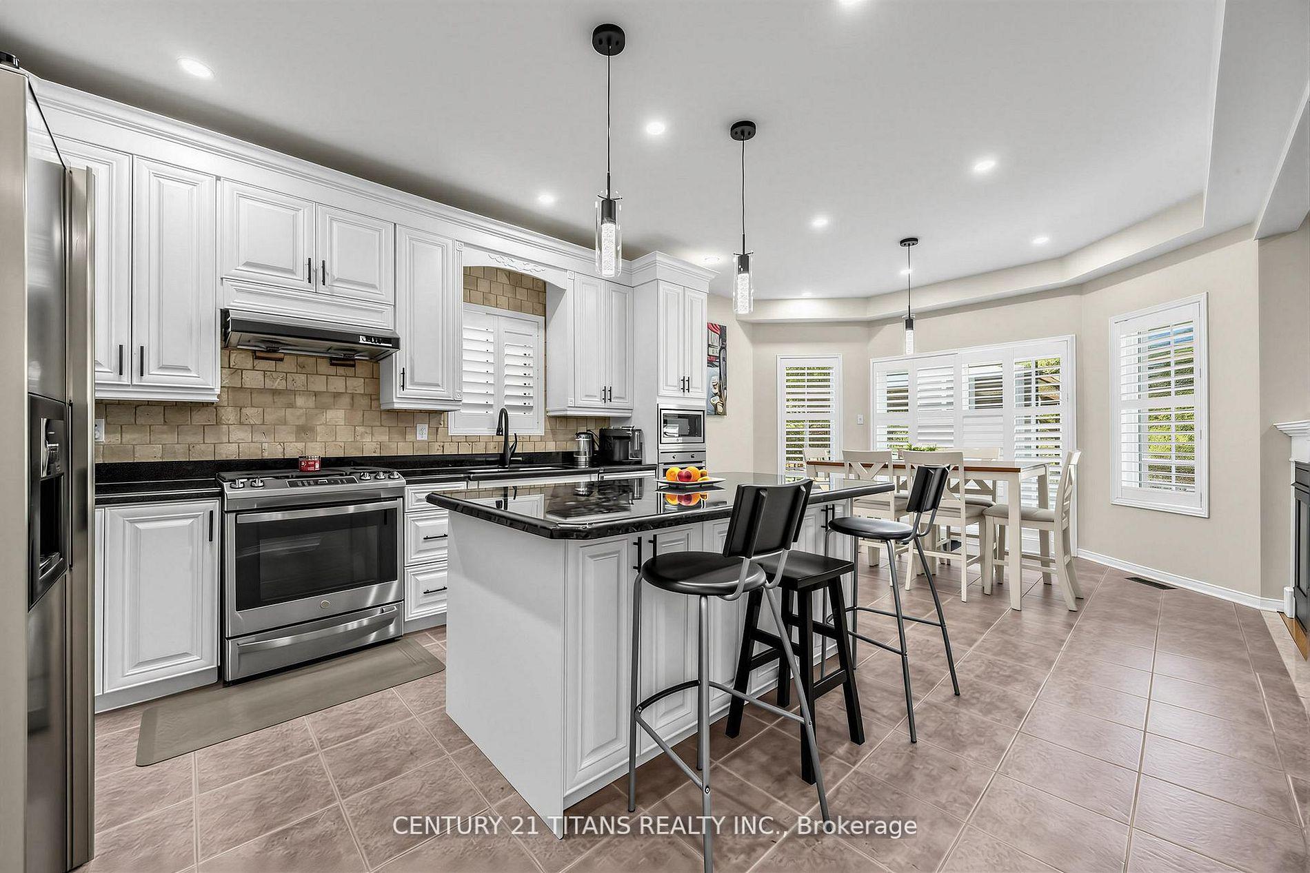 Photo 7 of 3865 Brinwood Gate, Mississauga, Churchill Meadows — HOMEH