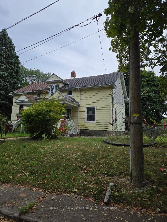 Photo 2 of 4340 Elgin Street, Niagara Falls, Downtown — HOMEH