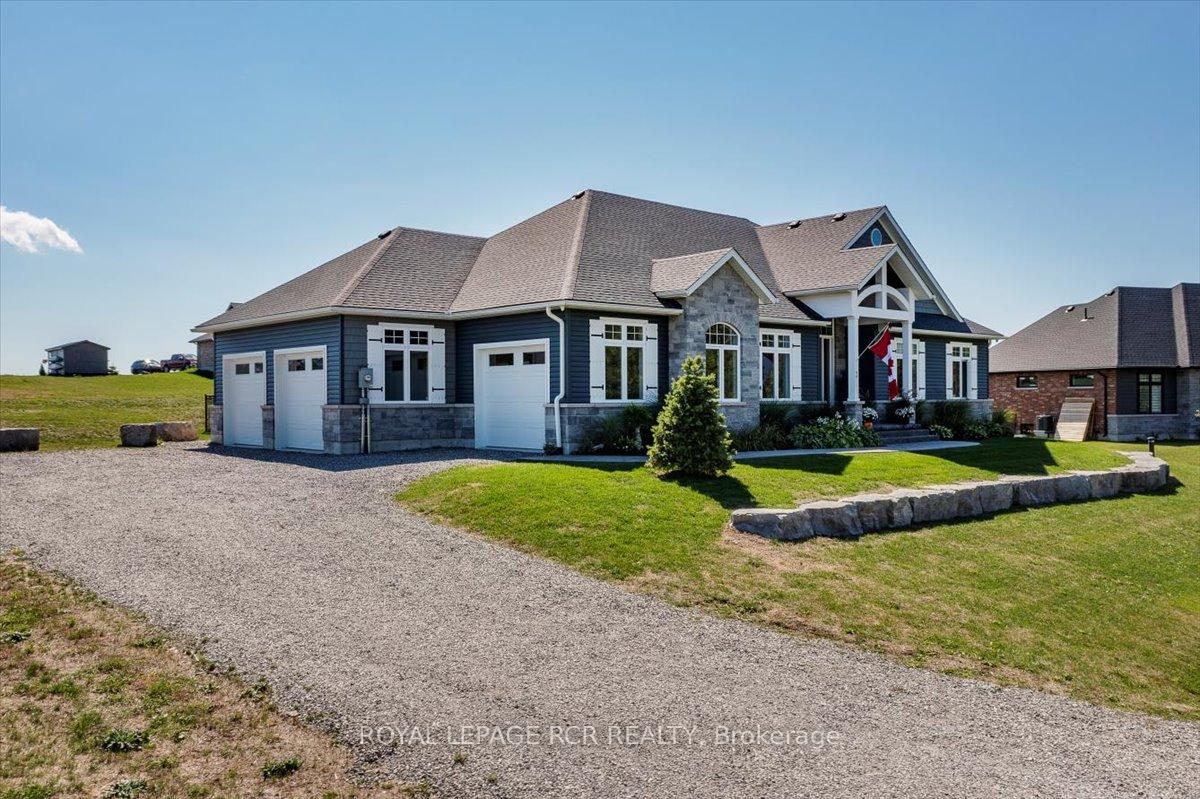 Photo 3 of 3 Nipigon Street, Kawartha Lakes, Verulam — HOMEH