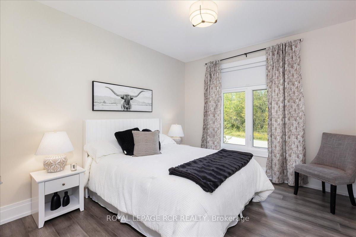 Photo 23 of 3 Nipigon Street, Kawartha Lakes, Verulam — HOMEH