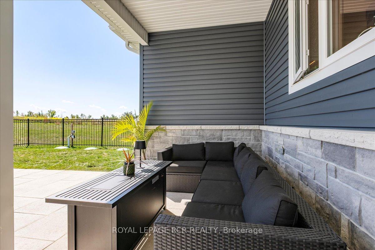 Photo 30 of 3 Nipigon Street, Kawartha Lakes, Verulam — HOMEH