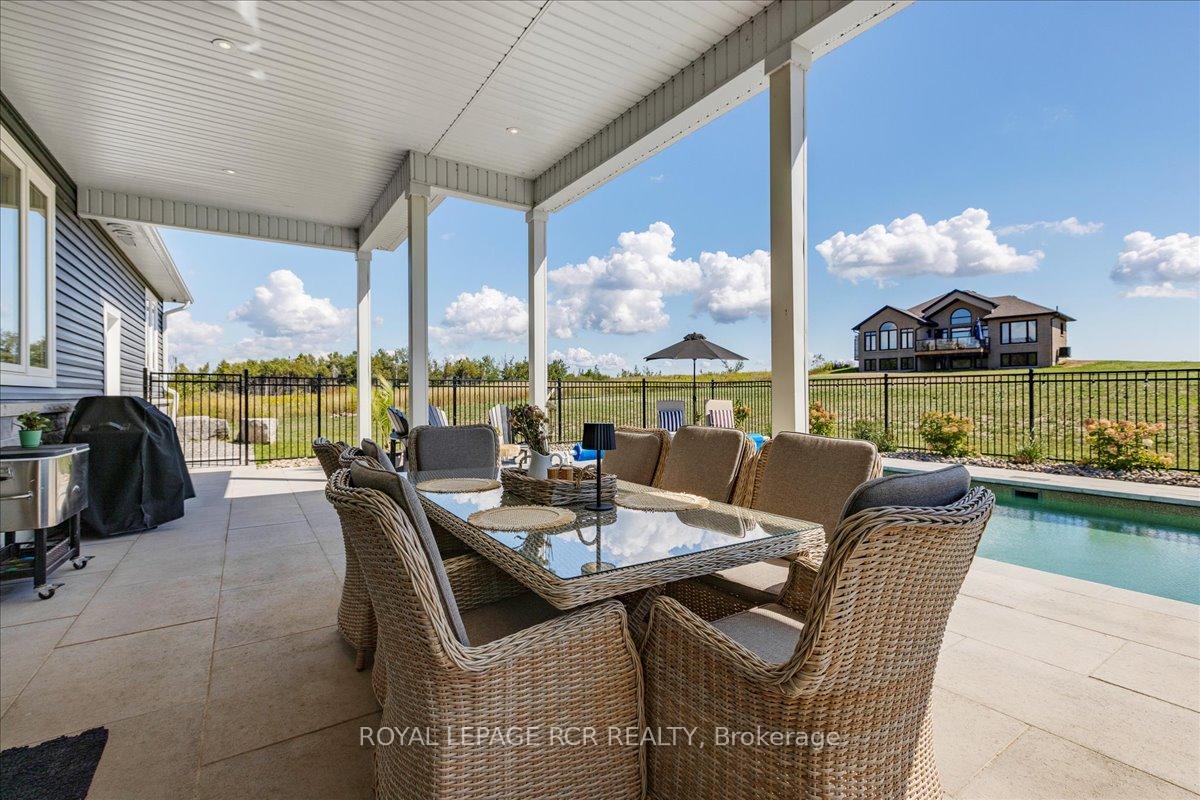 Photo 31 of 3 Nipigon Street, Kawartha Lakes, Verulam — HOMEH
