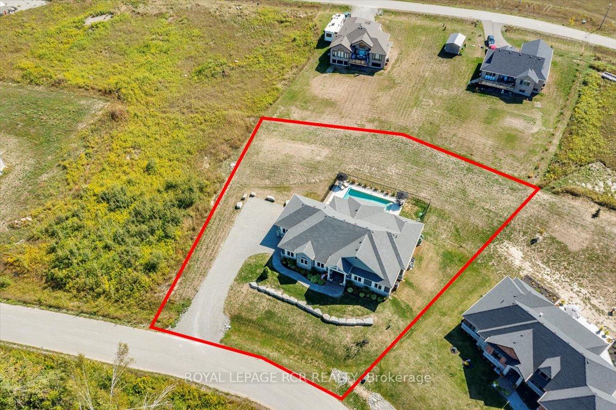 Photo 47 of 3 Nipigon Street, Kawartha Lakes, Verulam — HOMEH