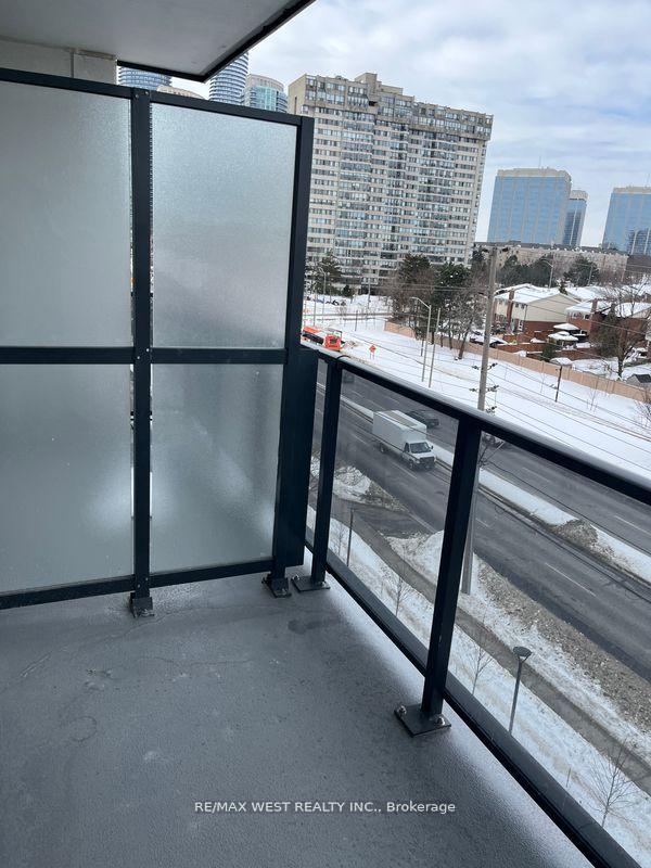 Photo 13 of Unit 506W, 202 Burhamthorpe Road E, Mississauga, City Centre — HOMEH