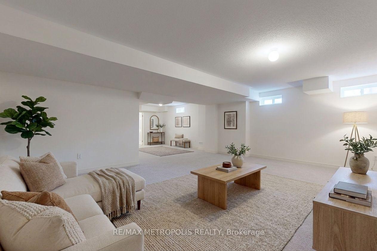 Photo 39 of 647 Fleetwood Drive, Oshawa, Eastdale — HOMEH