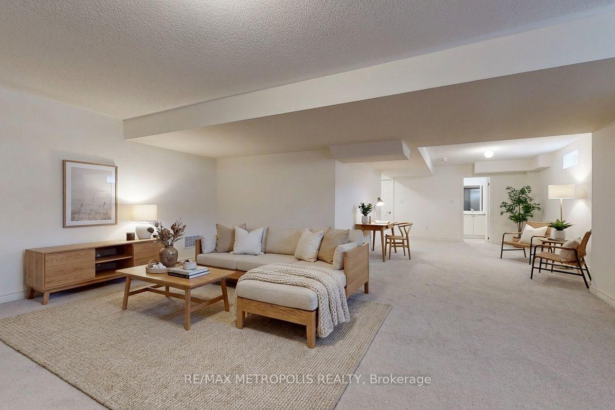 Photo 41 of 647 Fleetwood Drive, Oshawa, Eastdale — HOMEH