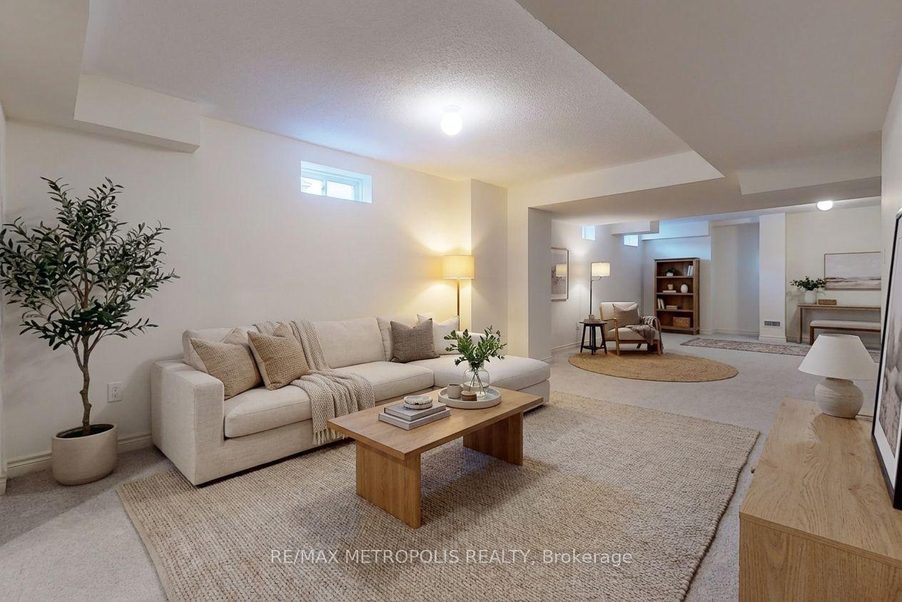 Photo 44 of 647 Fleetwood Drive, Oshawa, Eastdale — HOMEH